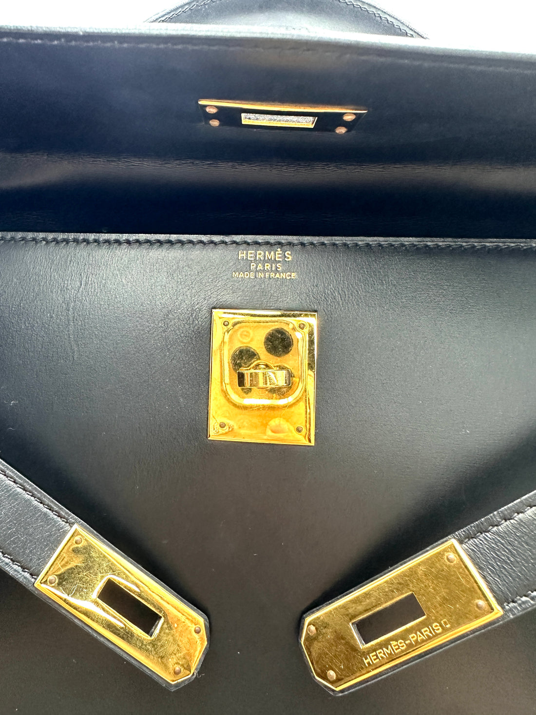 Hermès Kelly 32 Sellier Noir Box Calfskin GHW
