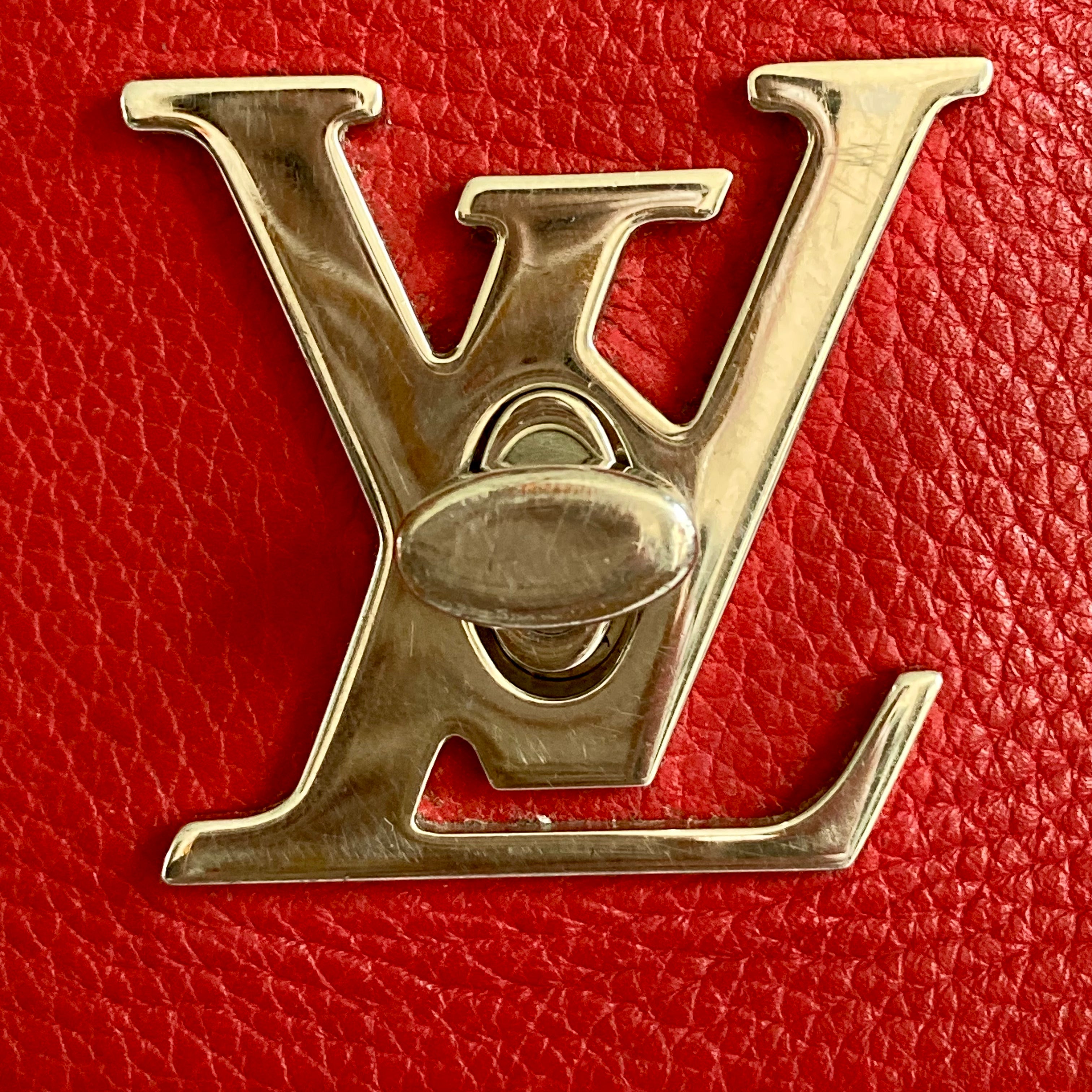 Louis Vuitton Lock Me II Red