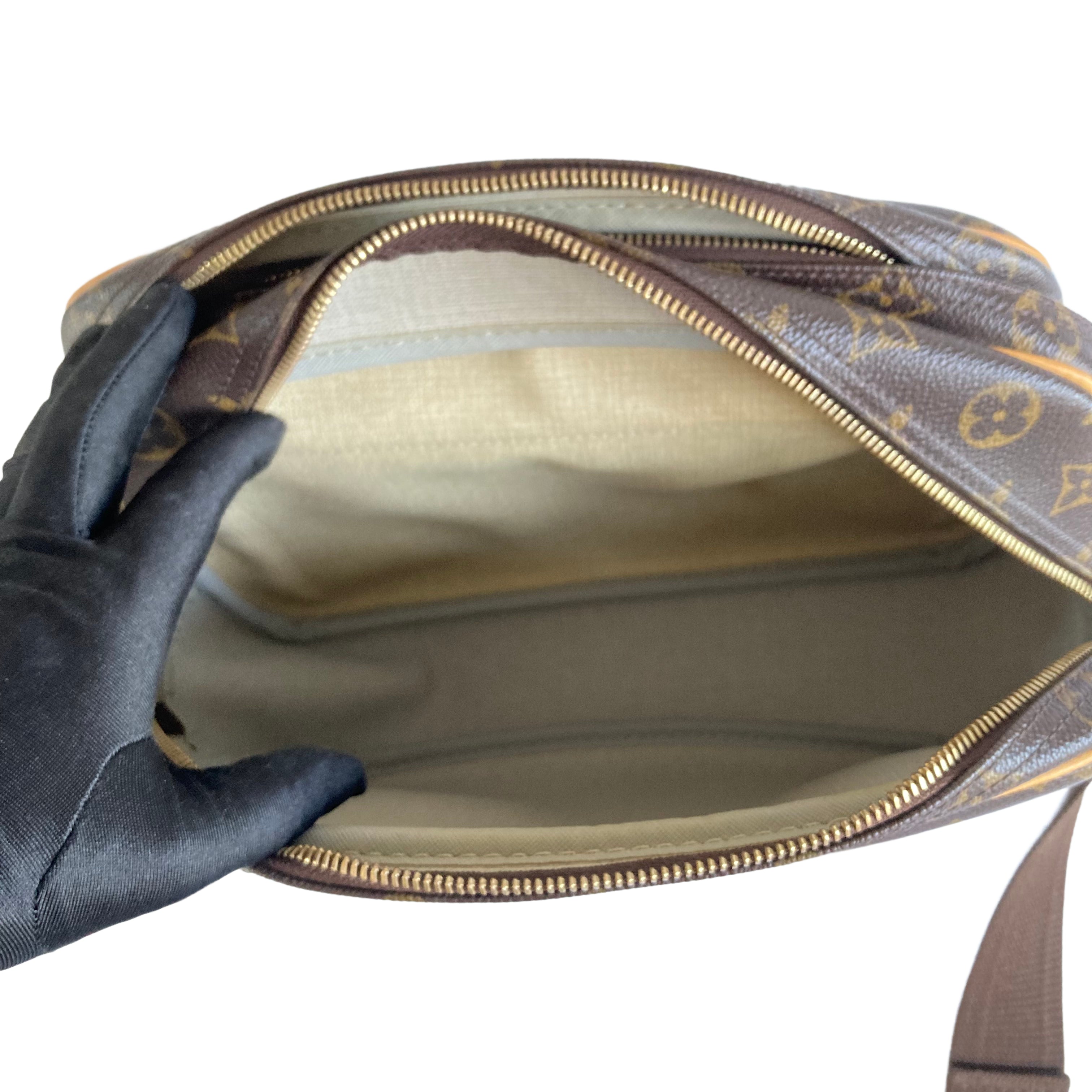 Louis Vuitton Monogram Canvas Shoulder Bag