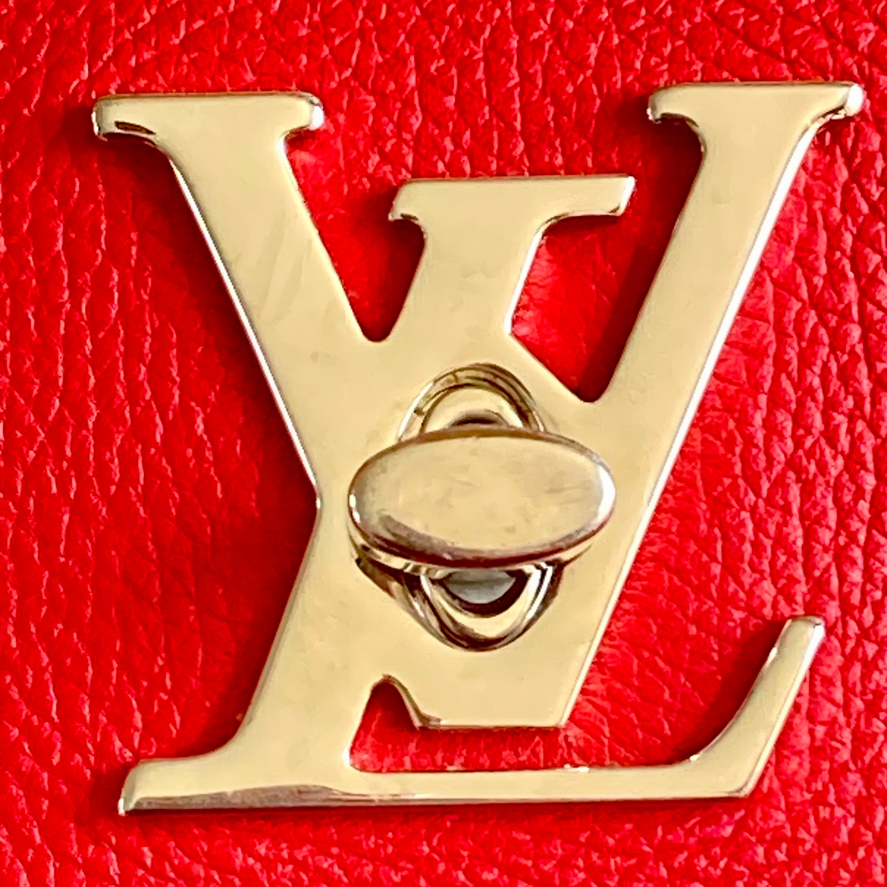 Louis Vuitton Lockme Red Navy