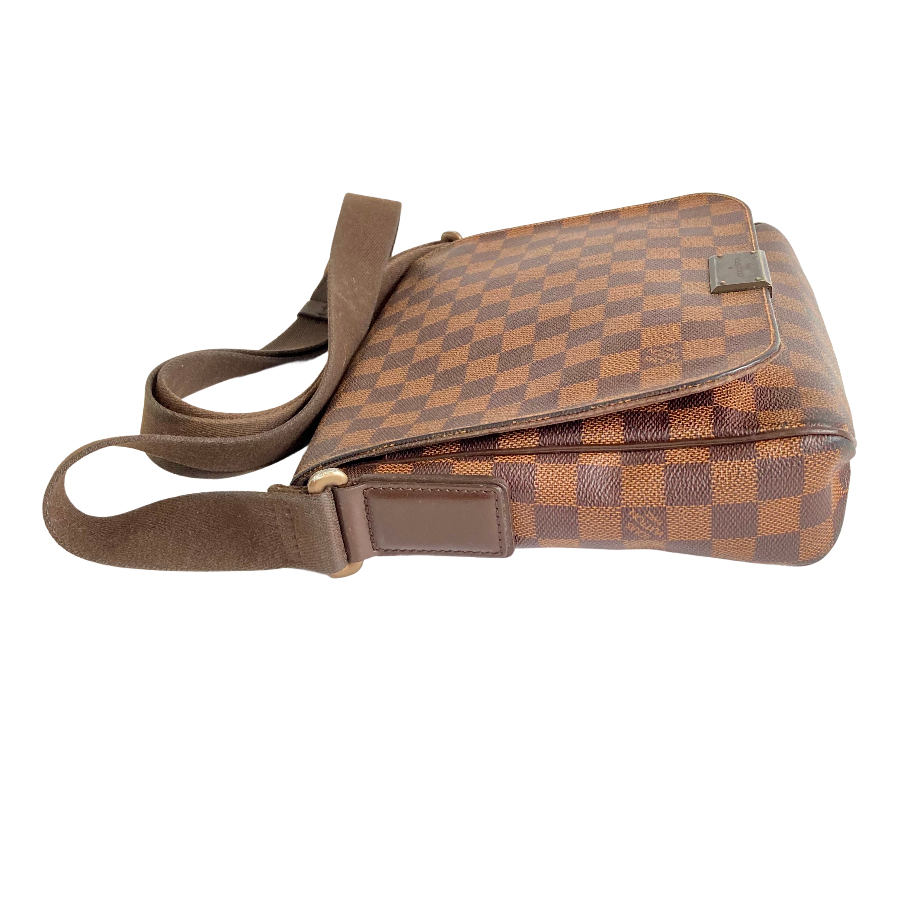 Louis Vuitton Messenger Bag (Damier Ebene Canvas)