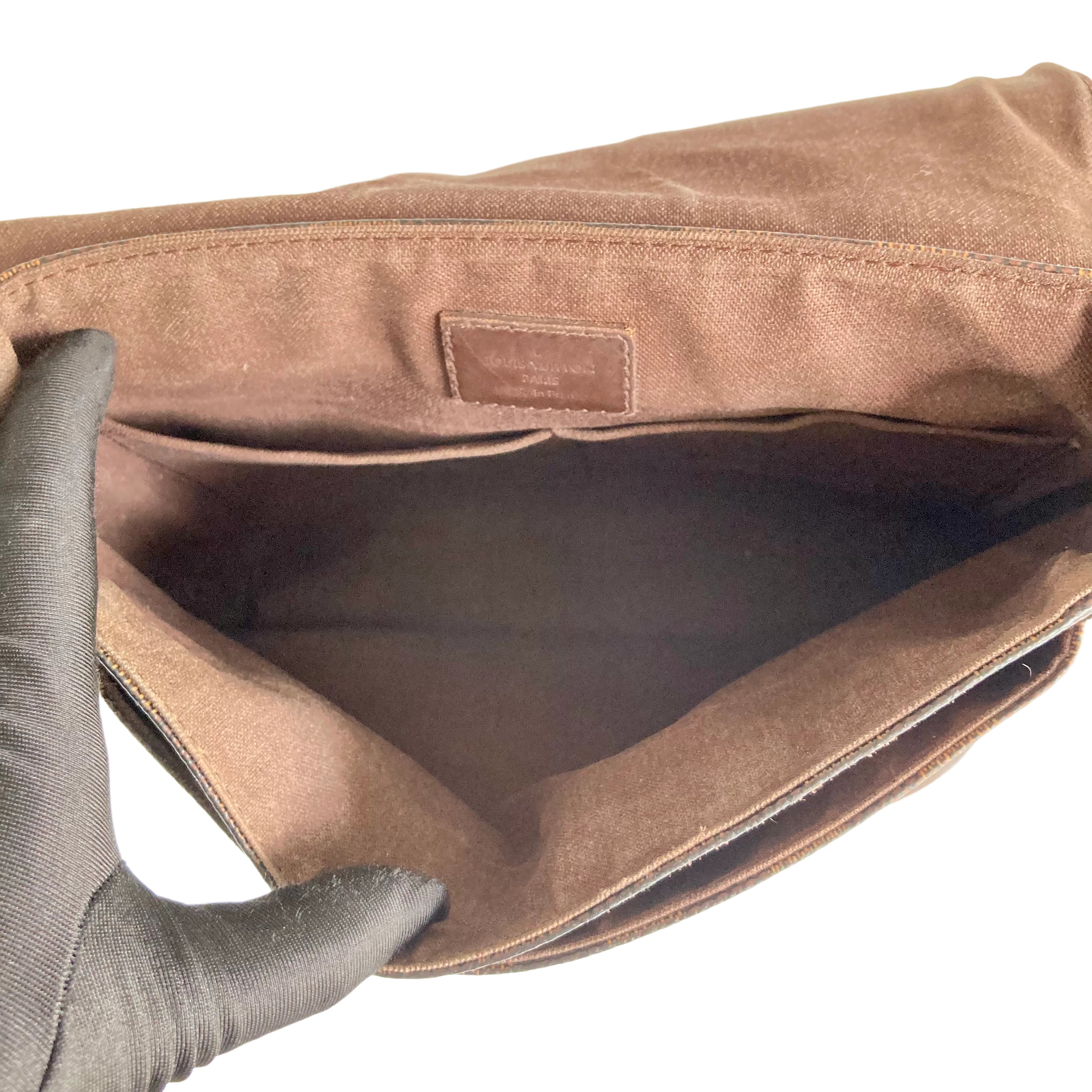 Louis Vuitton Messenger Bag (Damier Ebene Canvas)