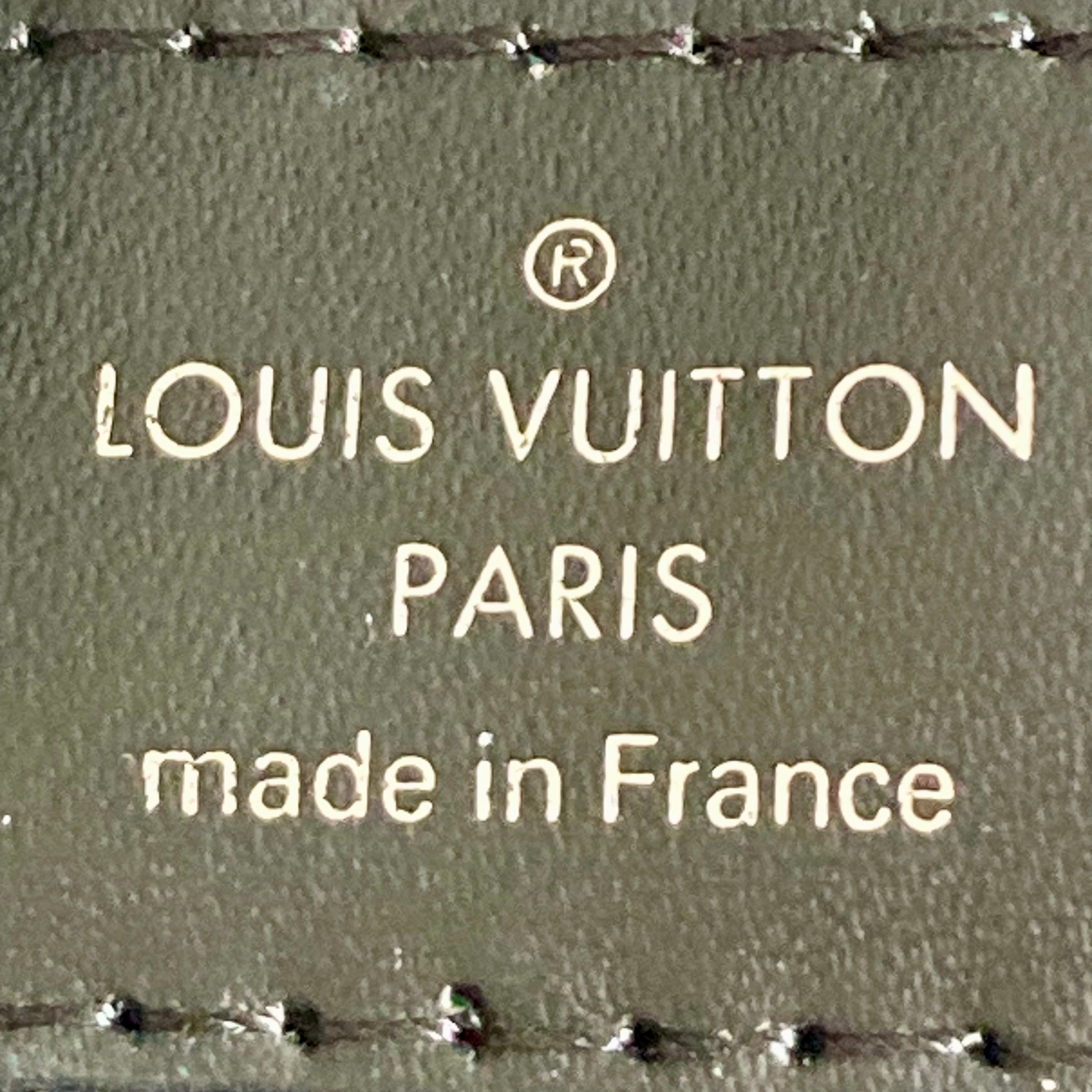 Louis Vuitton Damier Graphite Briefcase / Porte-Documents Voyage (Damier Graphite Canvas)