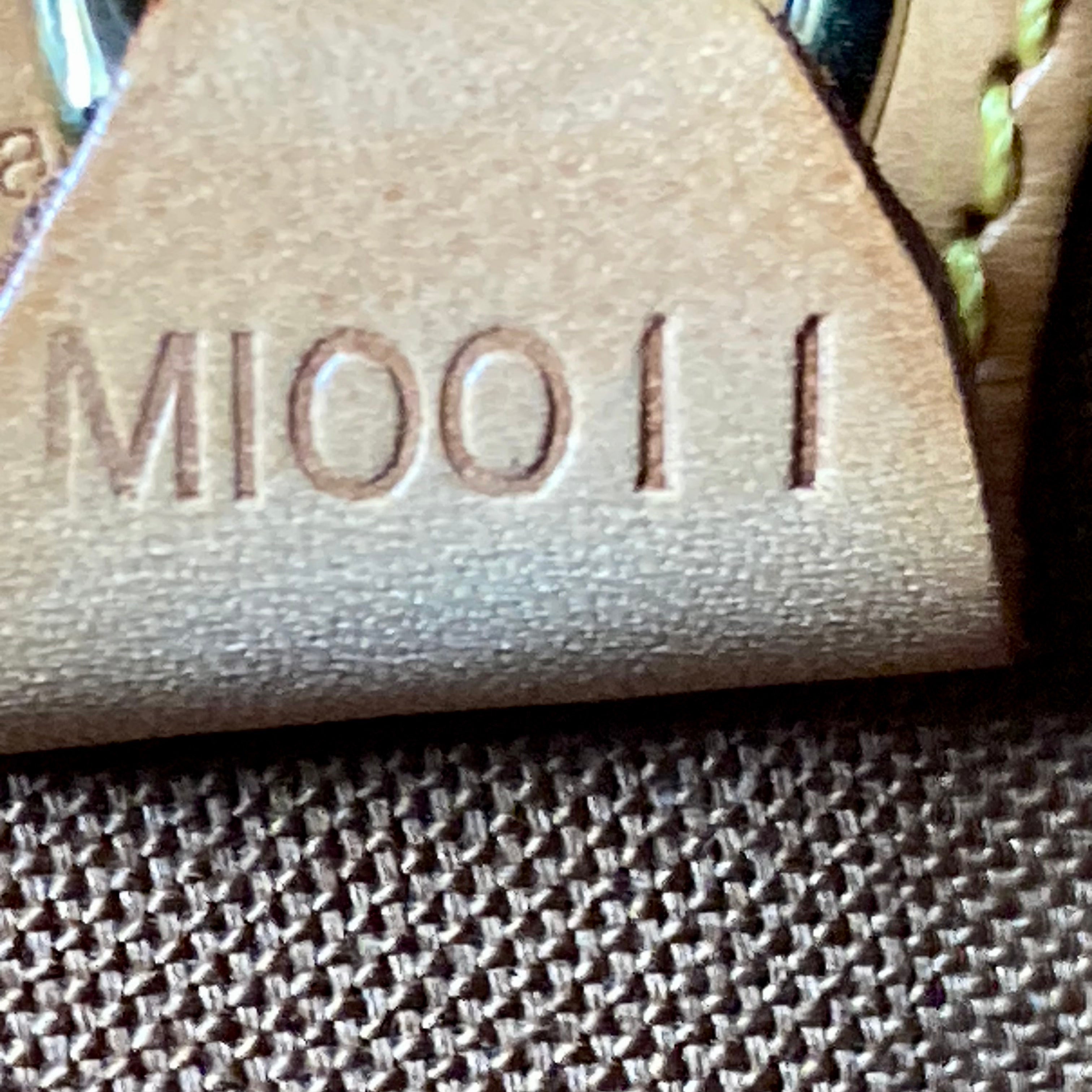 Louis Vuitton Monogram Canvas Ellipse MM