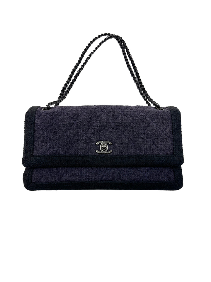 Chanel Classic Flap Bag 25 Tweed Small
