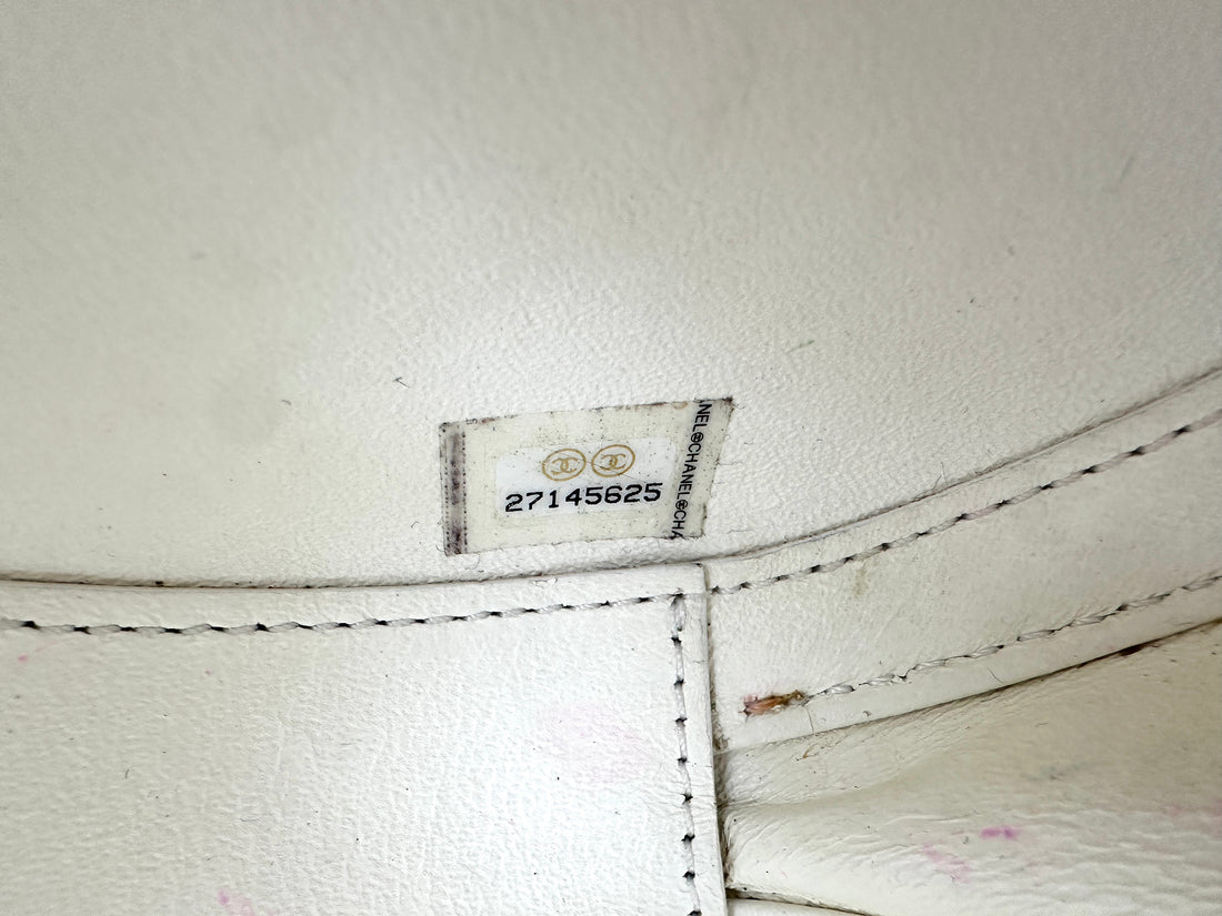 Chanel White Caviar Calfskin Leather Round Clutch With Gold Hardware