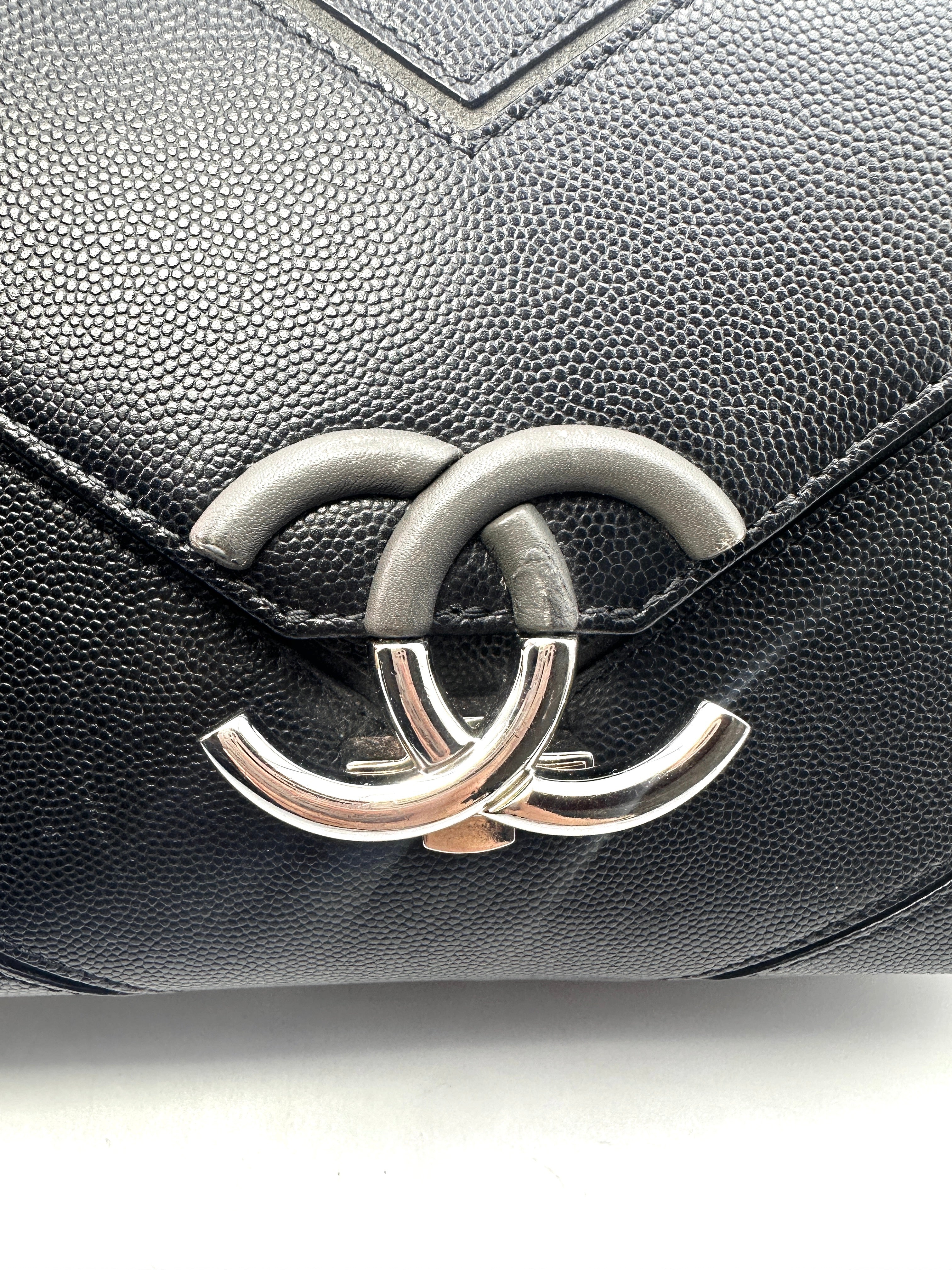 Chanel Cuba Collection Black Macro Chevron Quilted Leather Chain Flap Bag