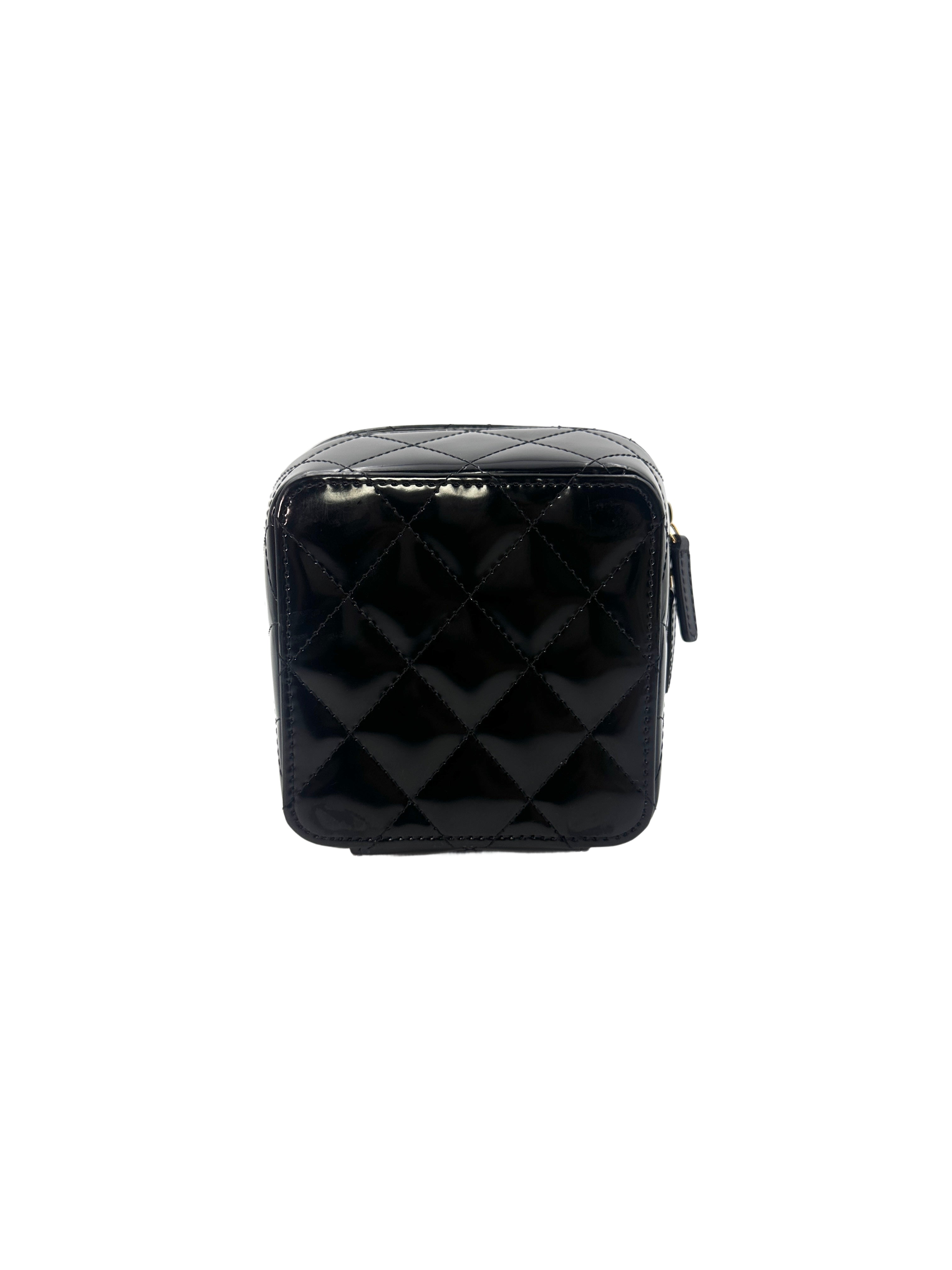 Chanel 25A Metiers d'Art Handle Vanity Case