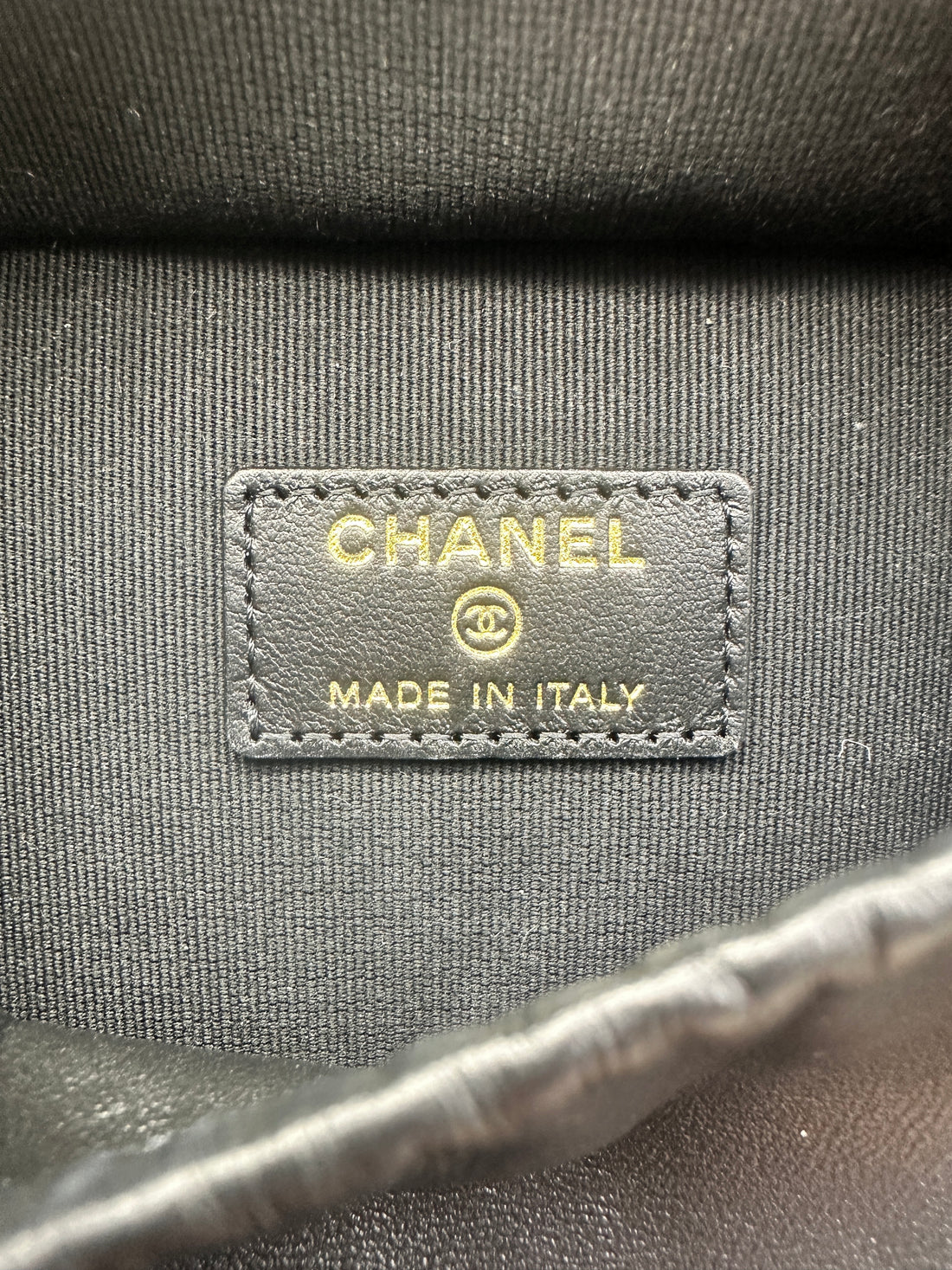 Chanel 25A Metiers d'Art Handle Vanity Case