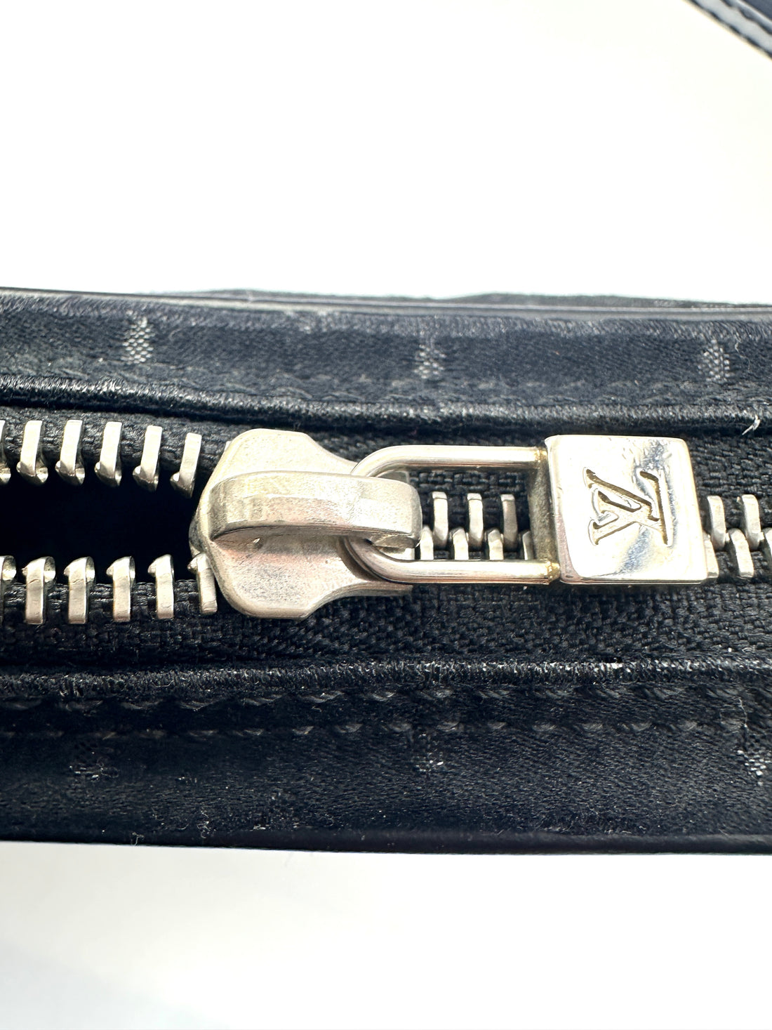 Louis Vuitton Conte De Fees Pochette