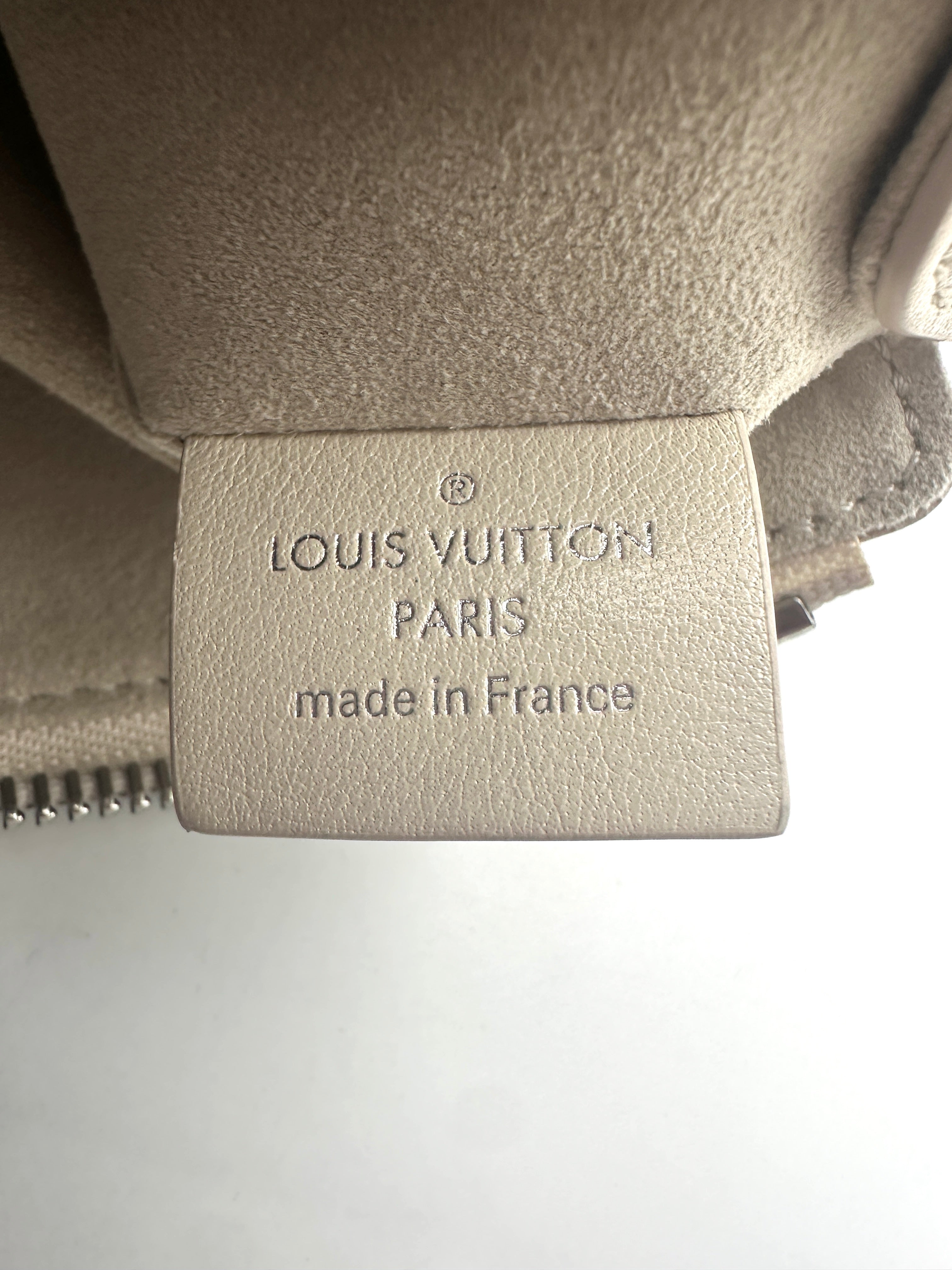 Louis Vuitton Slim Trunk Beige Leather Shoulder Bag With Silver Hardware