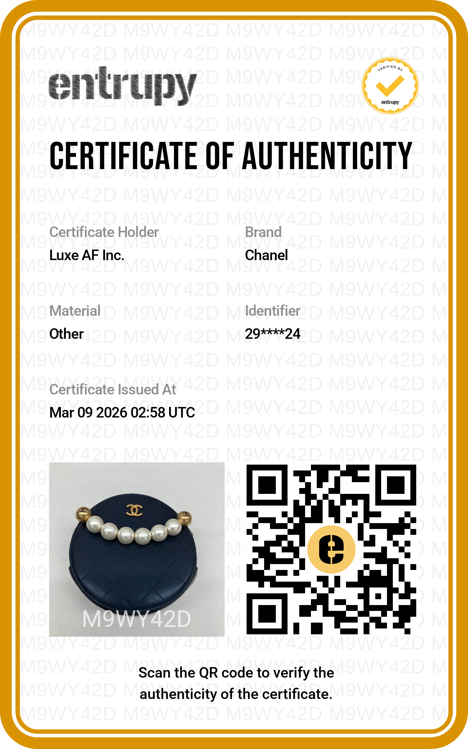 Chanel Chic Pearls Navy Quilted Leather Round Clutch