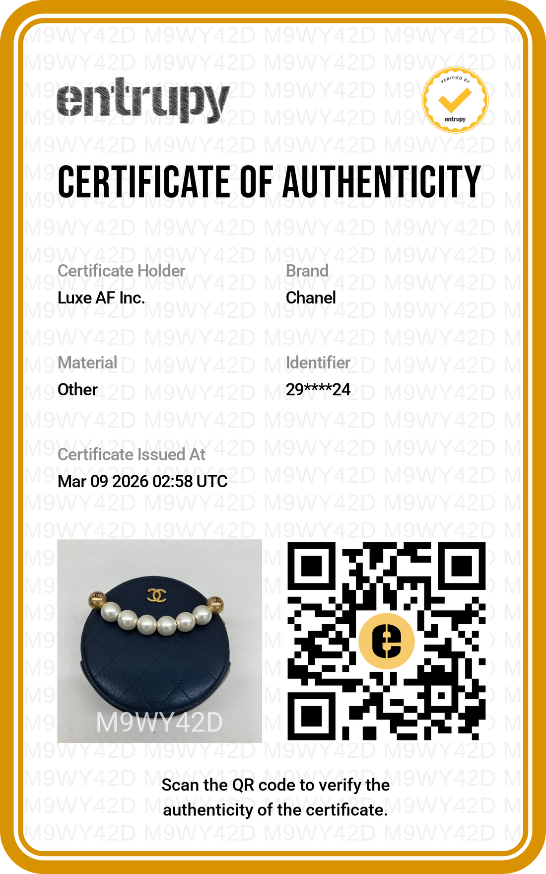 Chanel Chic Pearls Navy Quilted Leather Round Clutch