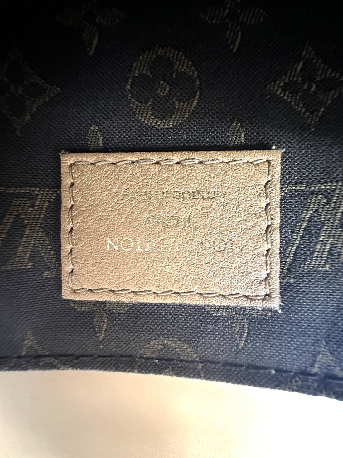 Louis Vuitton Rendez-Vous Camel Leather Shoulder Bag
