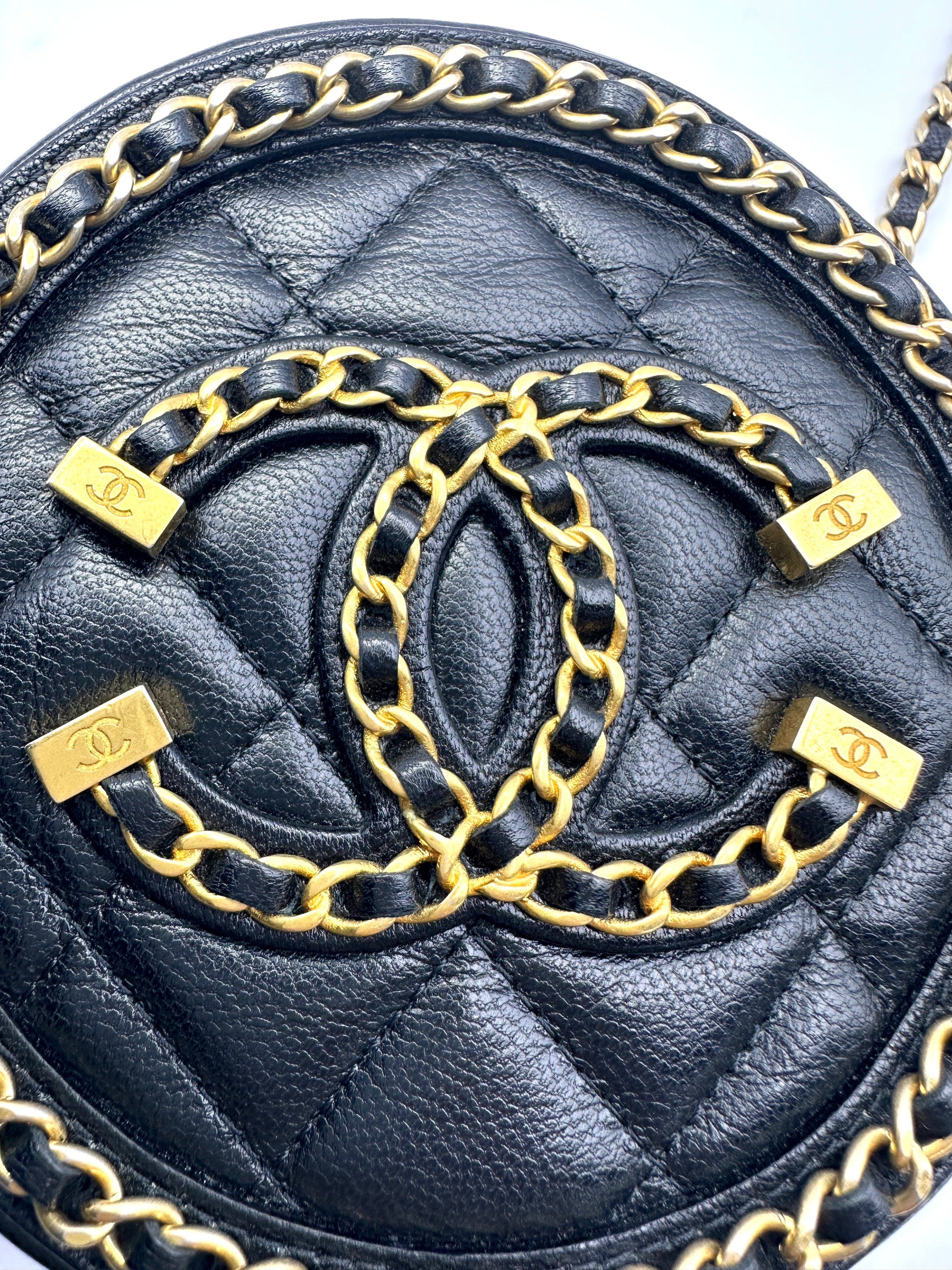 Chanel Filigree Black Quilted Lambskin Chain Round Bag