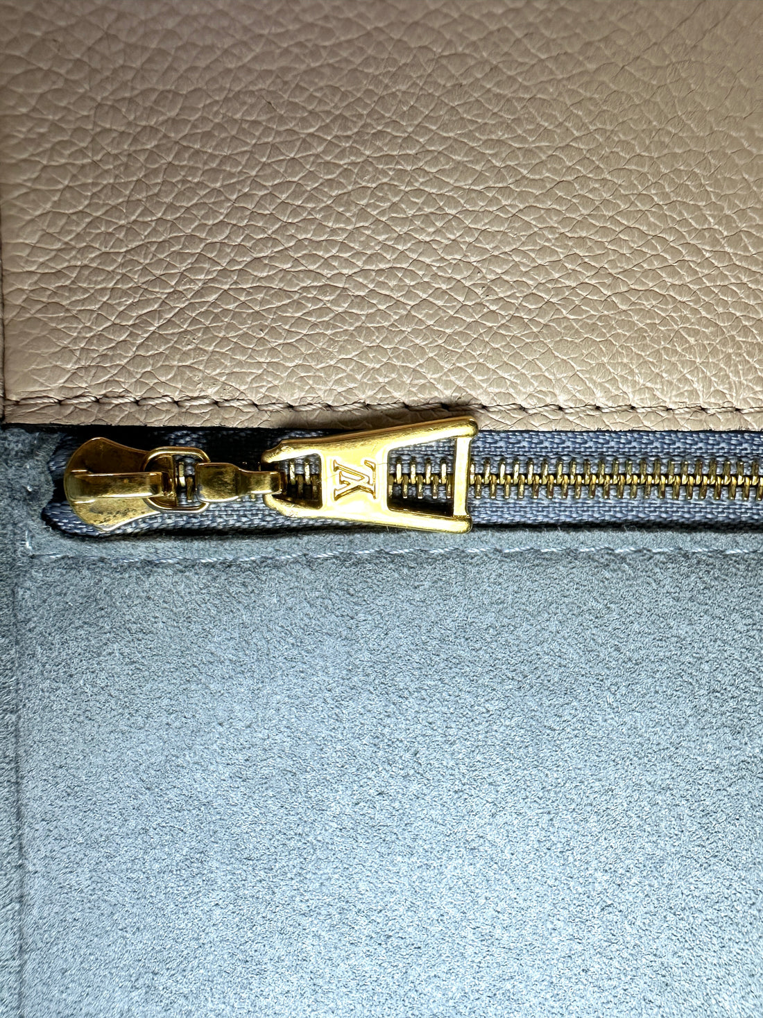 Louis Vuitton On My Side MM Beige Leather & Monogram Canvas Handle Bag