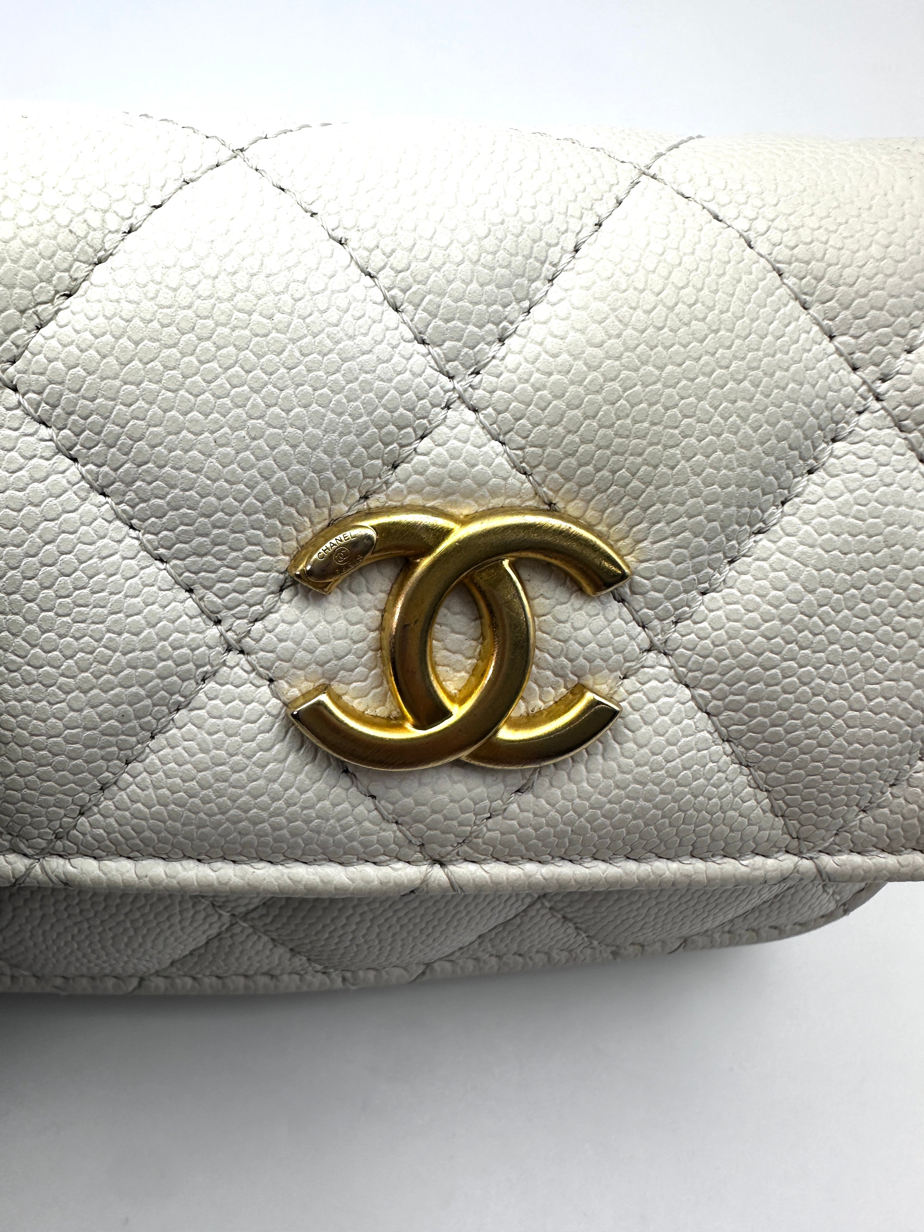 Chanel 22A White Quilted Leather Mini Wallet On Chain With Gold Hardware