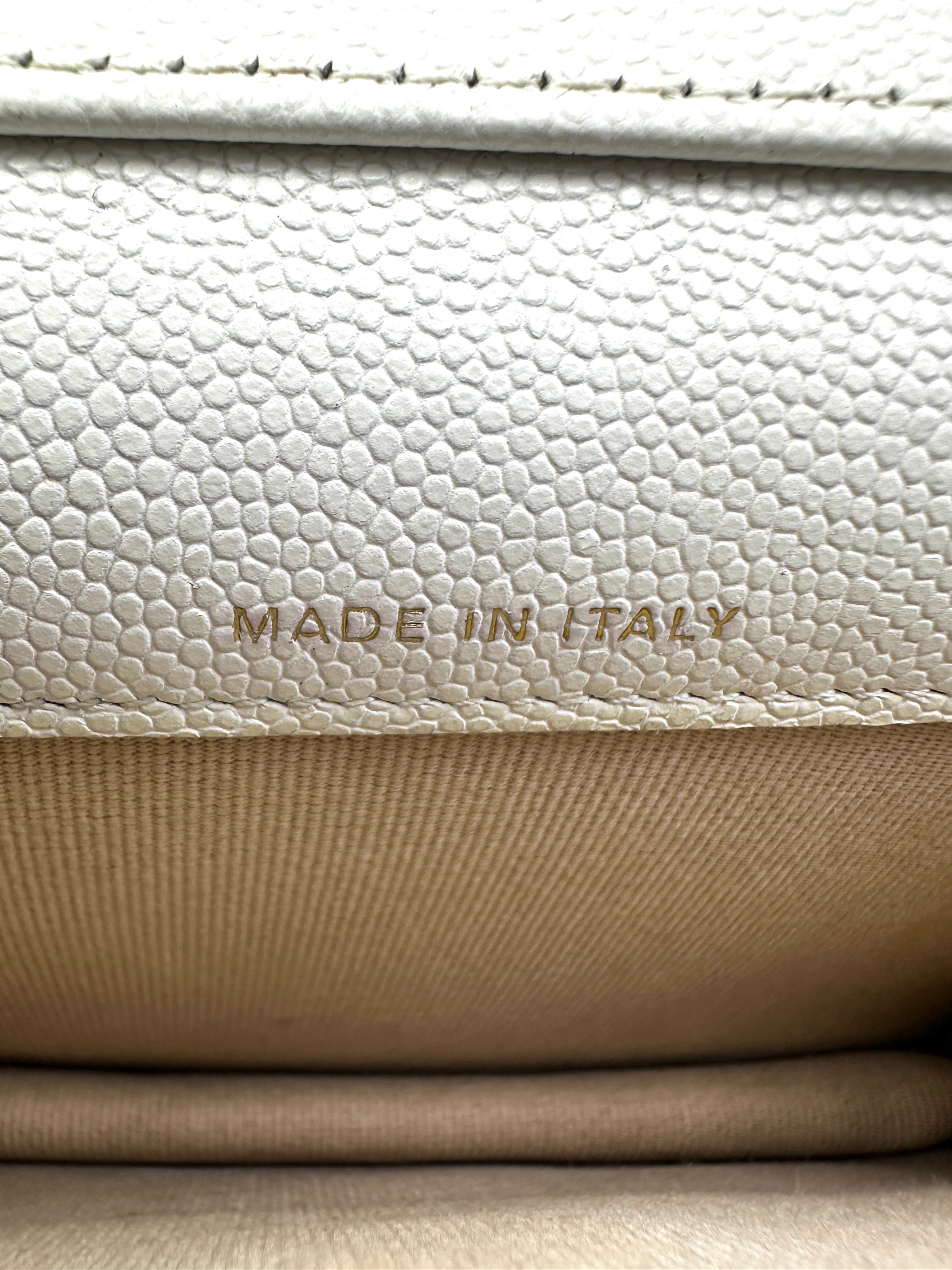 Chanel 22A Mini Wallet On Chain