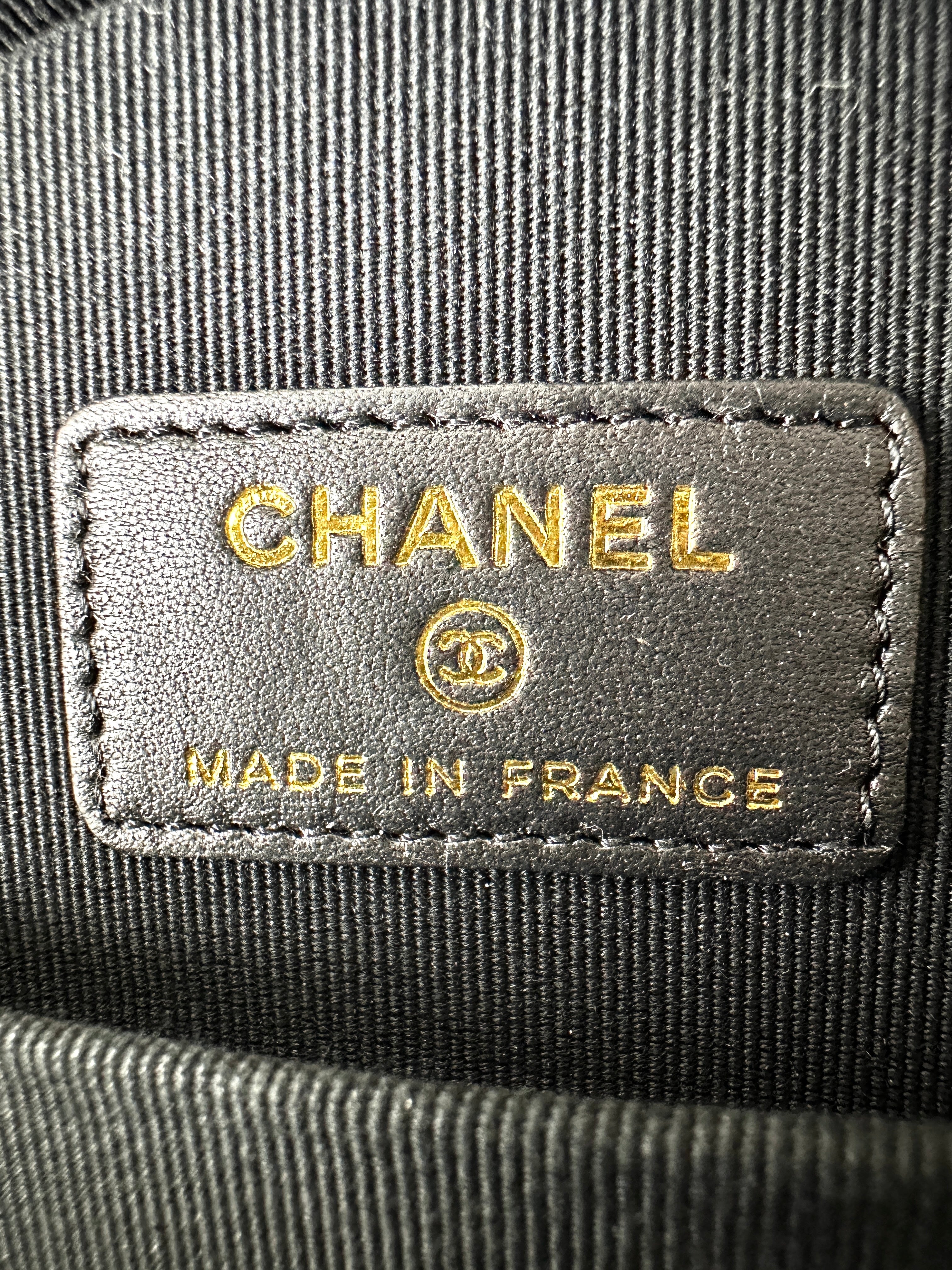 Chanel Quilted Bow Chain Round Clutch