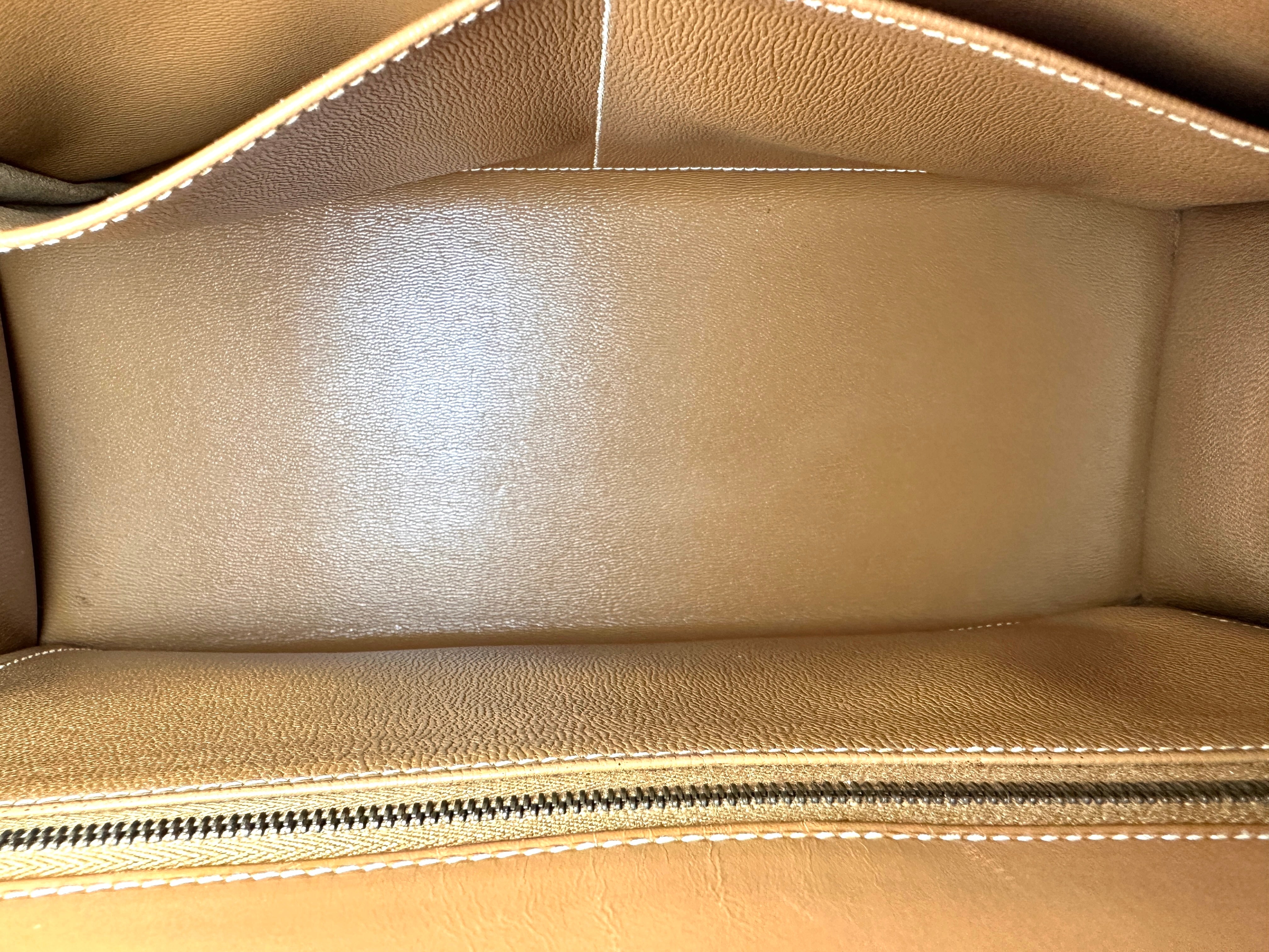 Hermès Kelly 32 Sellier Gold Box Calfskin GHW