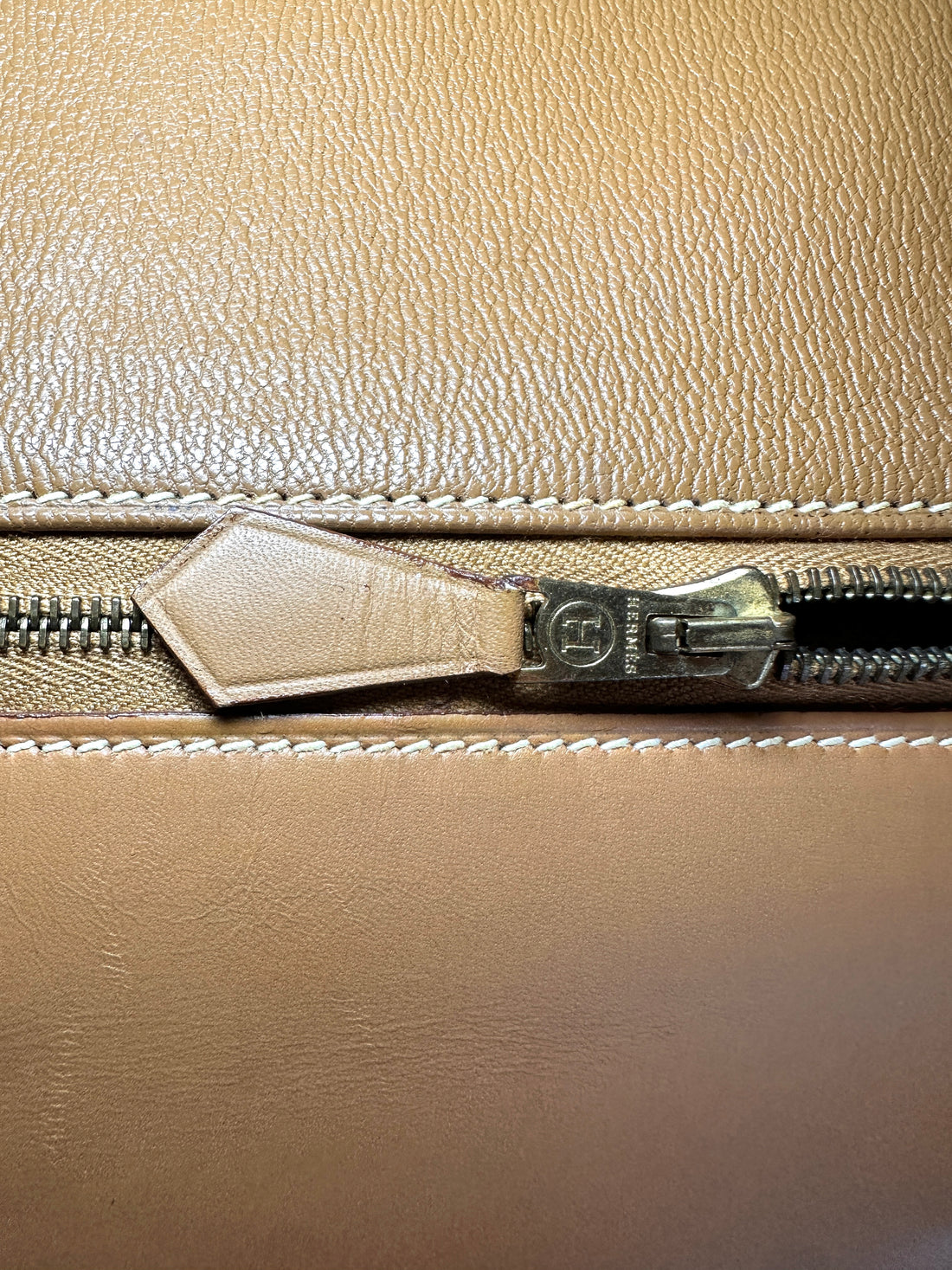 Hermès Kelly 32 Sellier Gold Box Calfskin GHW