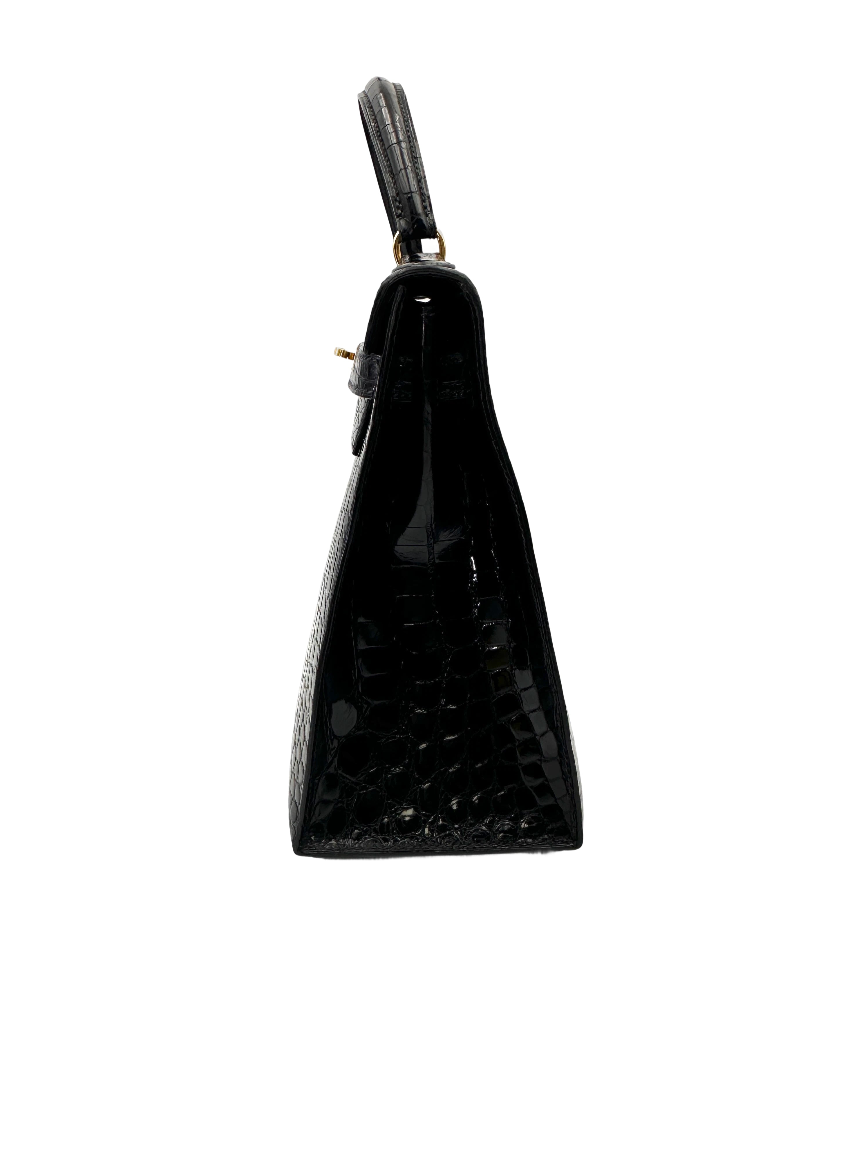 Hermès Kelly 32 Retourne Noir Shiny Alligator Leather GHW