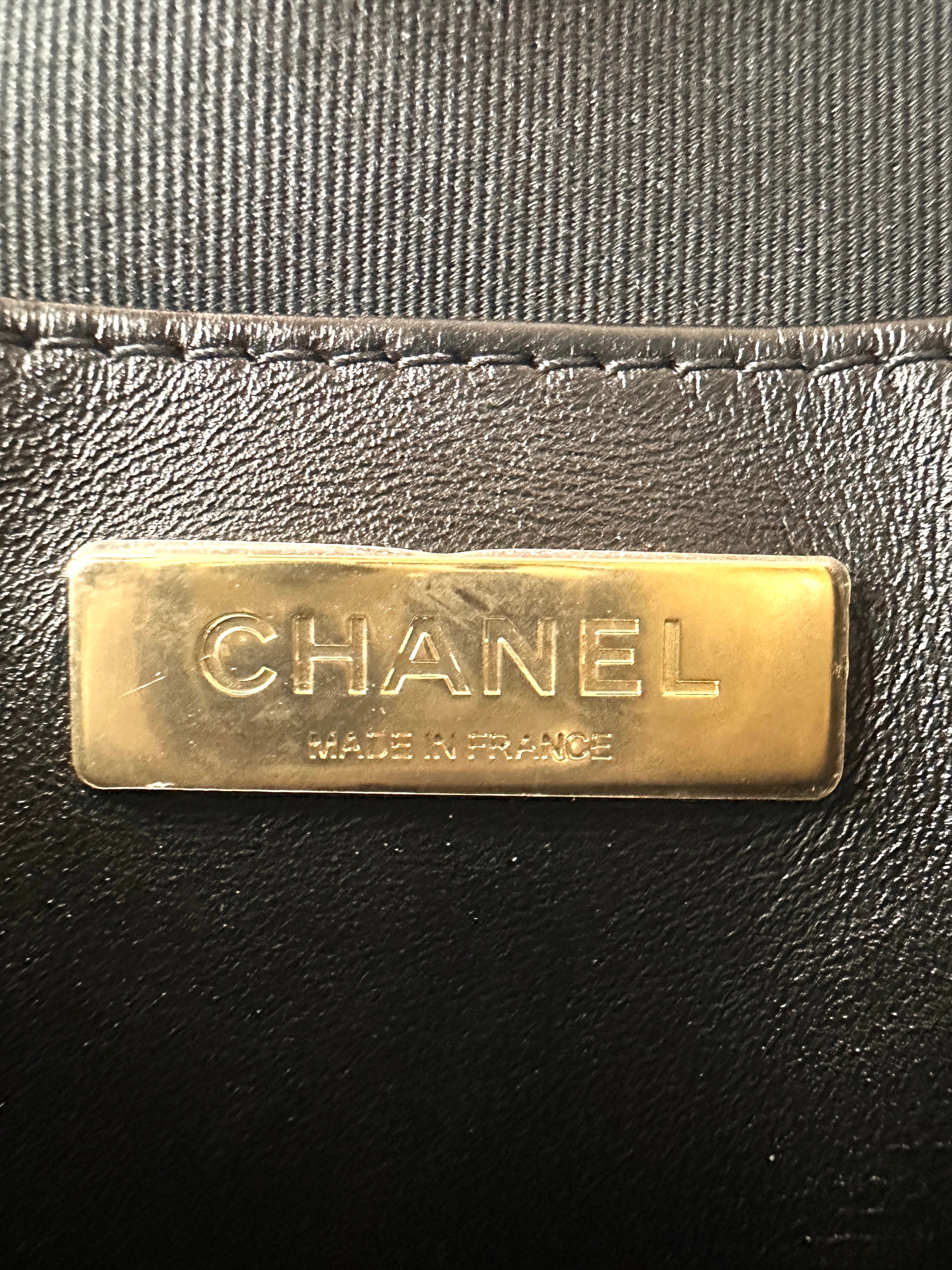 Chanel Walk of Fame Star Quilted Lambskin Chain Bag Black GHW