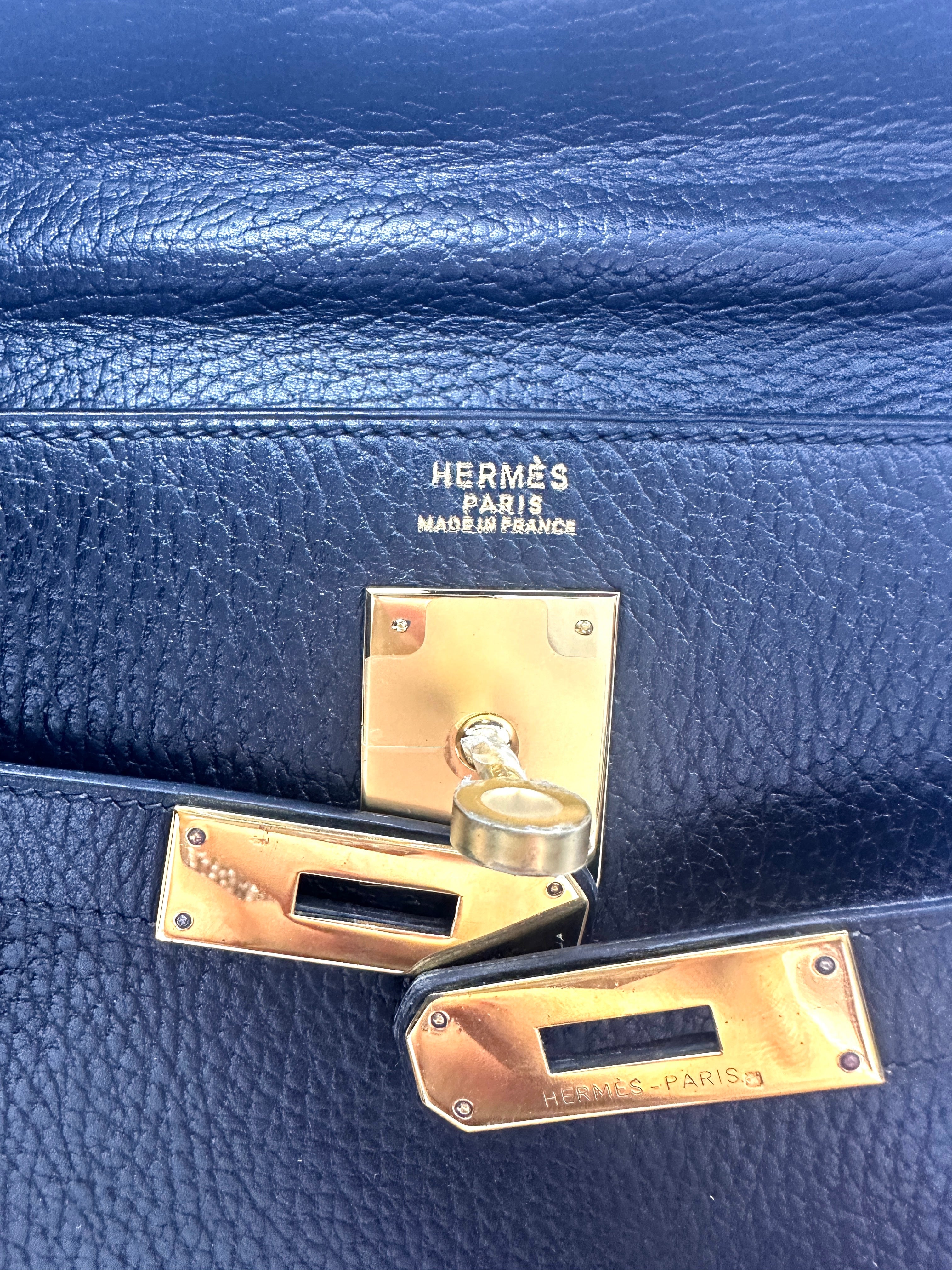 Hermès Kelly 32 Retourne Noir Ardennes Leather GHW