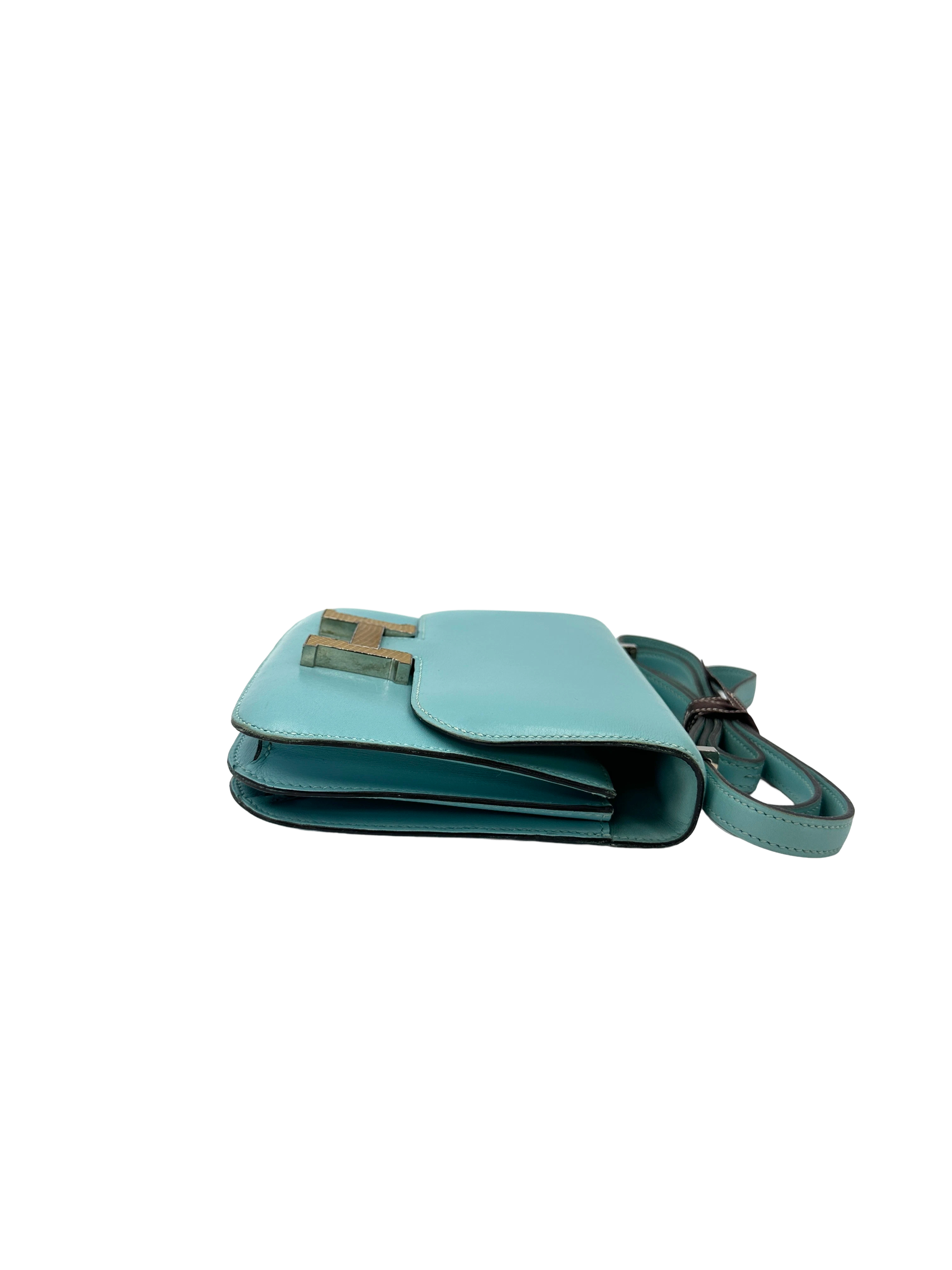 Hermès Constance 19 Bleu Turquoise Box Calfskin Lizard Touch PHW