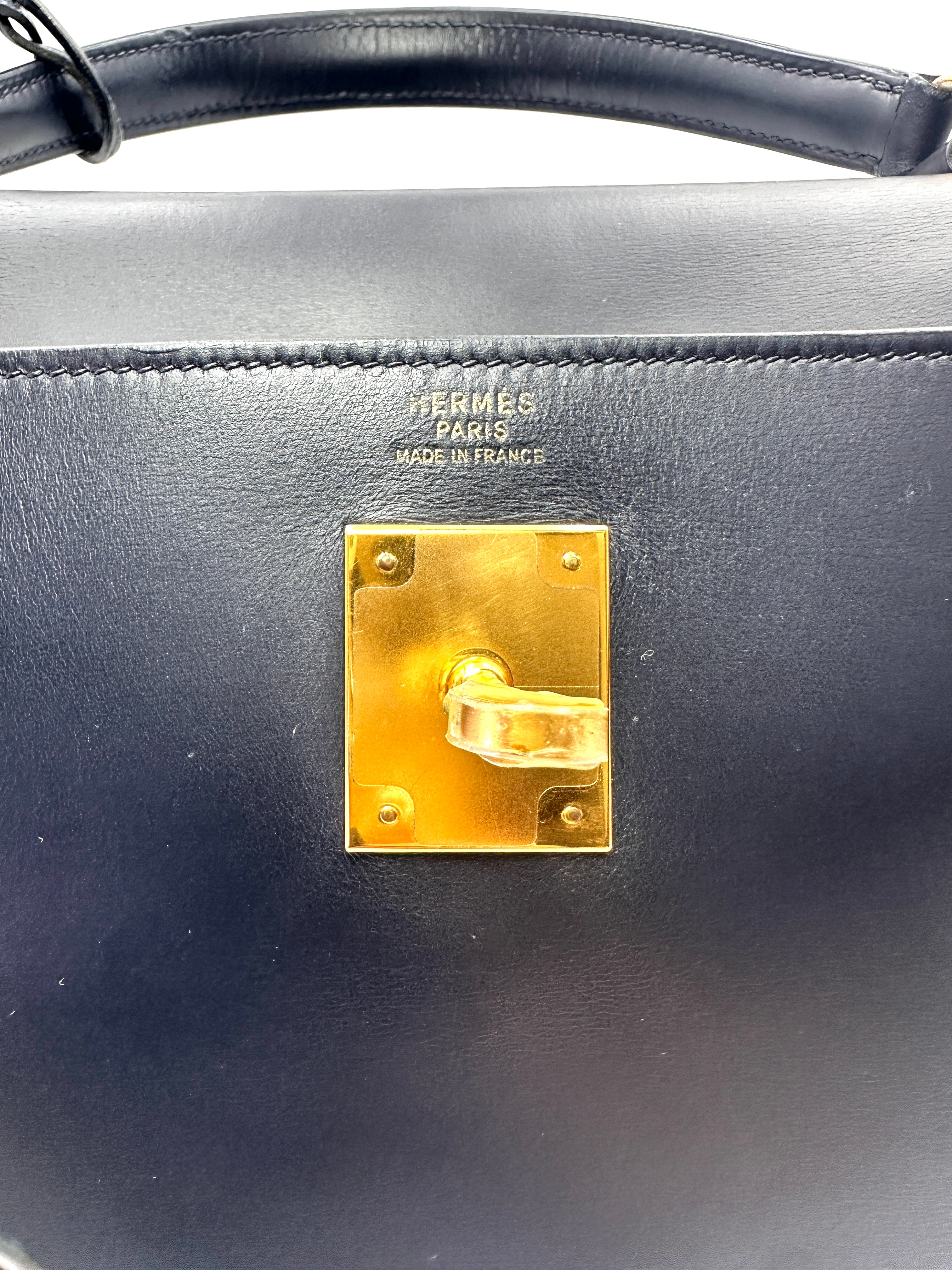 Hermès Kelly 32 Retourne Noir Box Calfskin GHW