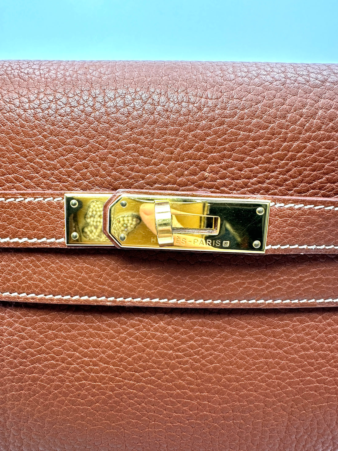 Hermès Kelly 35 Retourne Maple Brown GHW White Stitching (Square D Stamp)