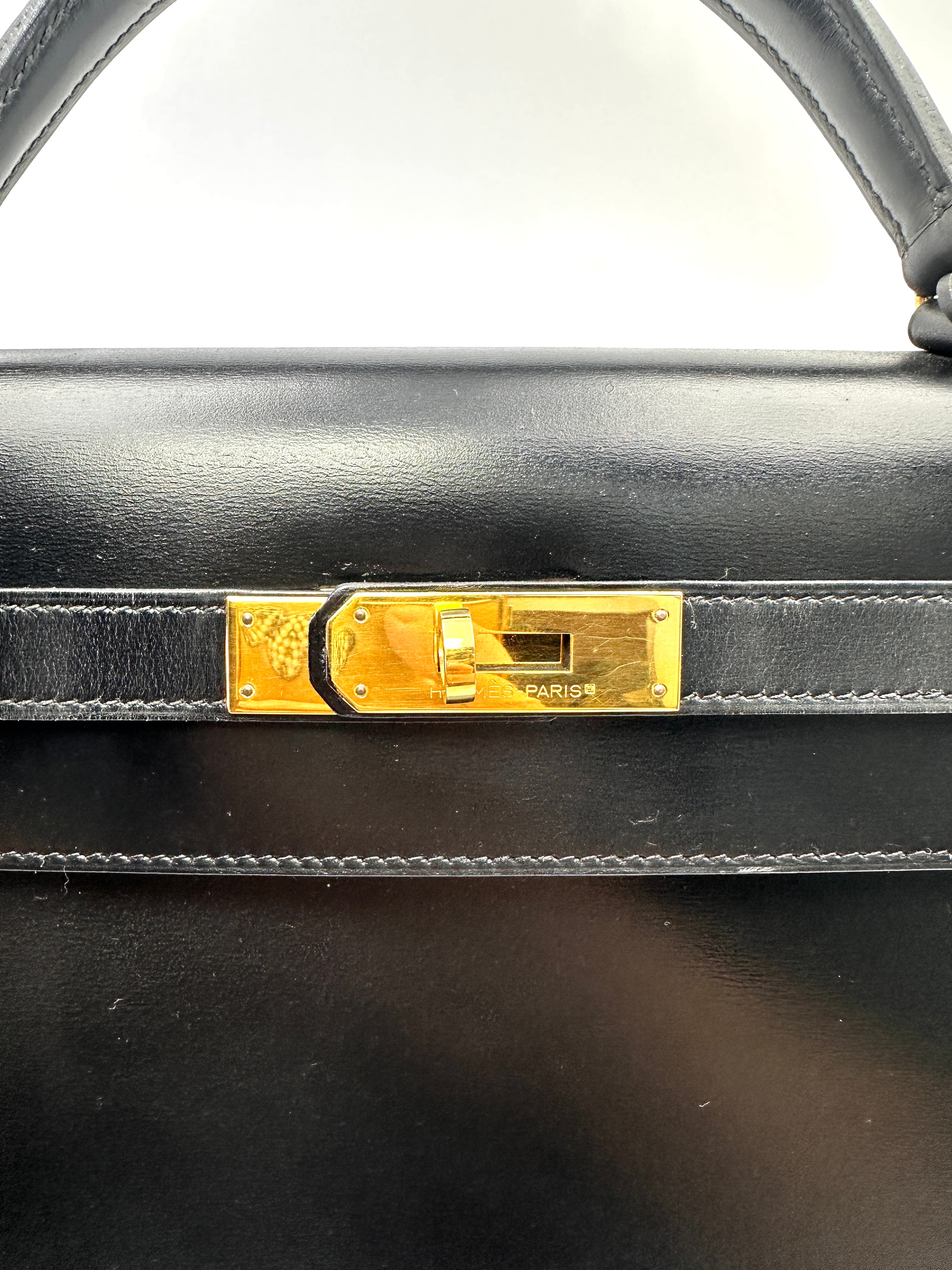 Hermès Kelly 32 Sellier Black Box Calfskin GHW (Circle P Stamp)