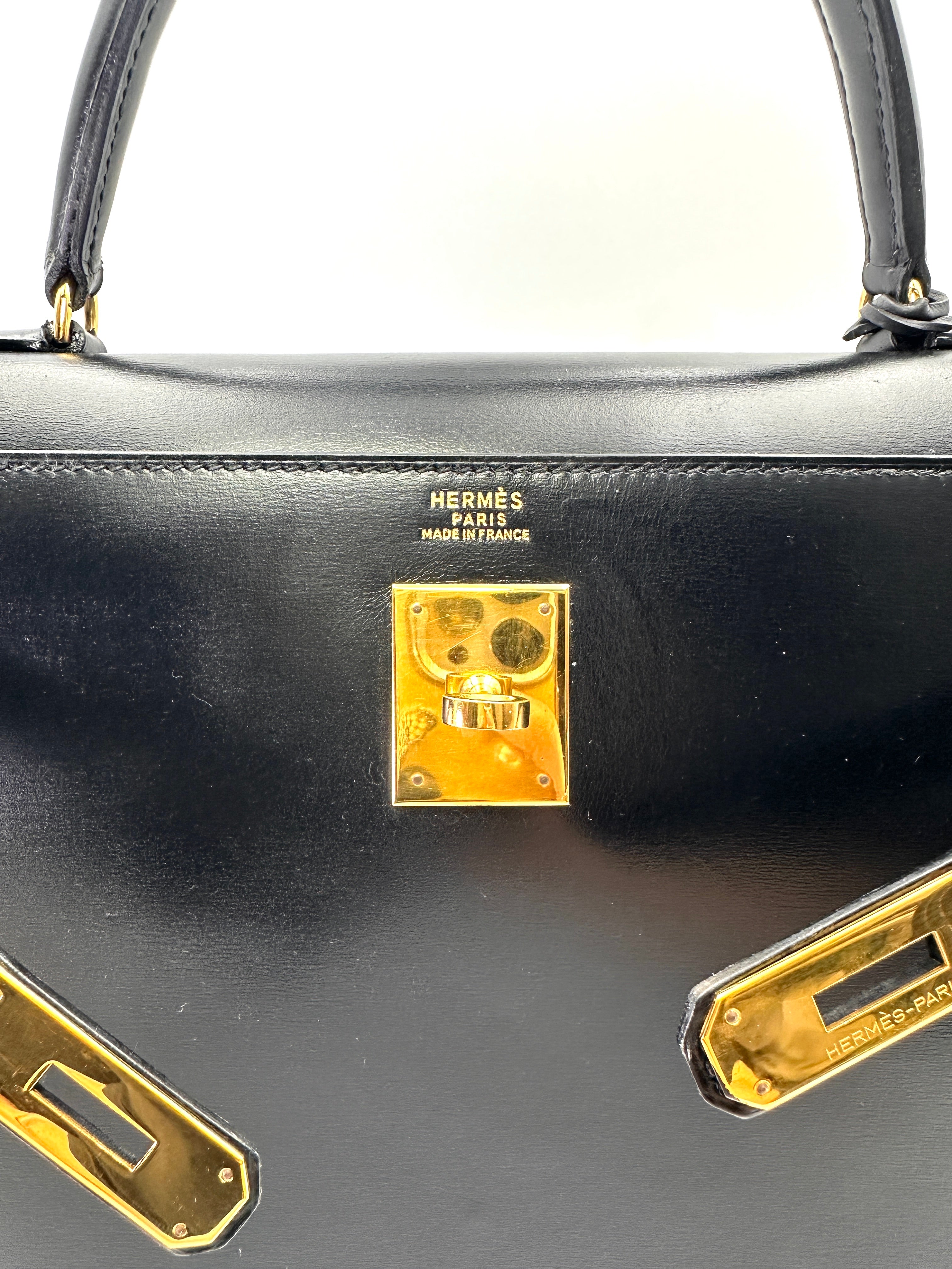 Hermès Kelly 32 Sellier Black Box Calfskin GHW (Circle P Stamp)