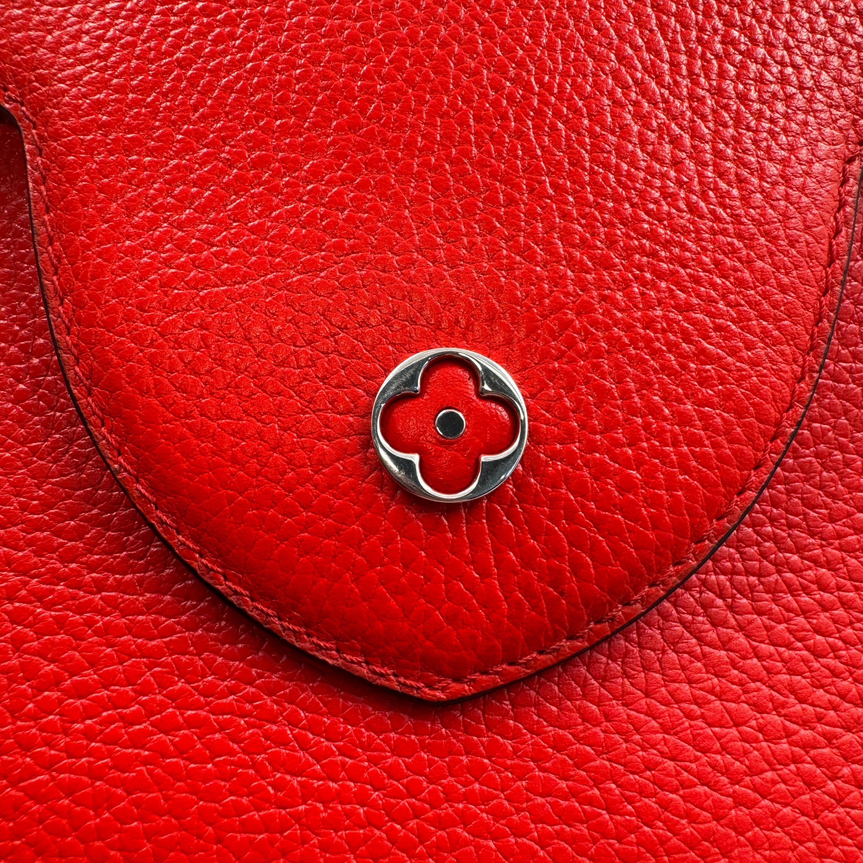 Louis Vuitton Taurillon Capucines PM Handbag red in leather