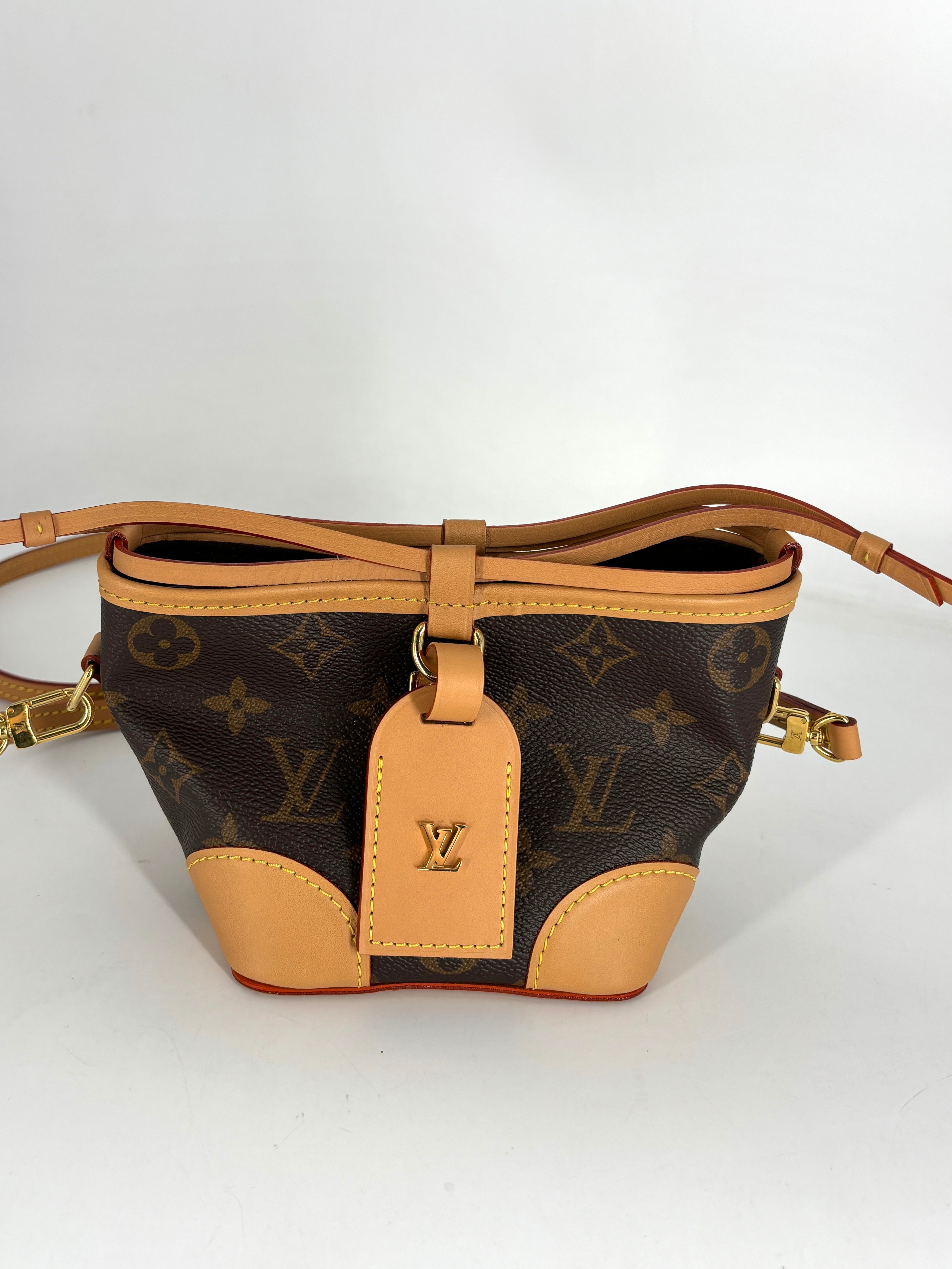 Louis Vuitton Classic Monogram Noe Purse