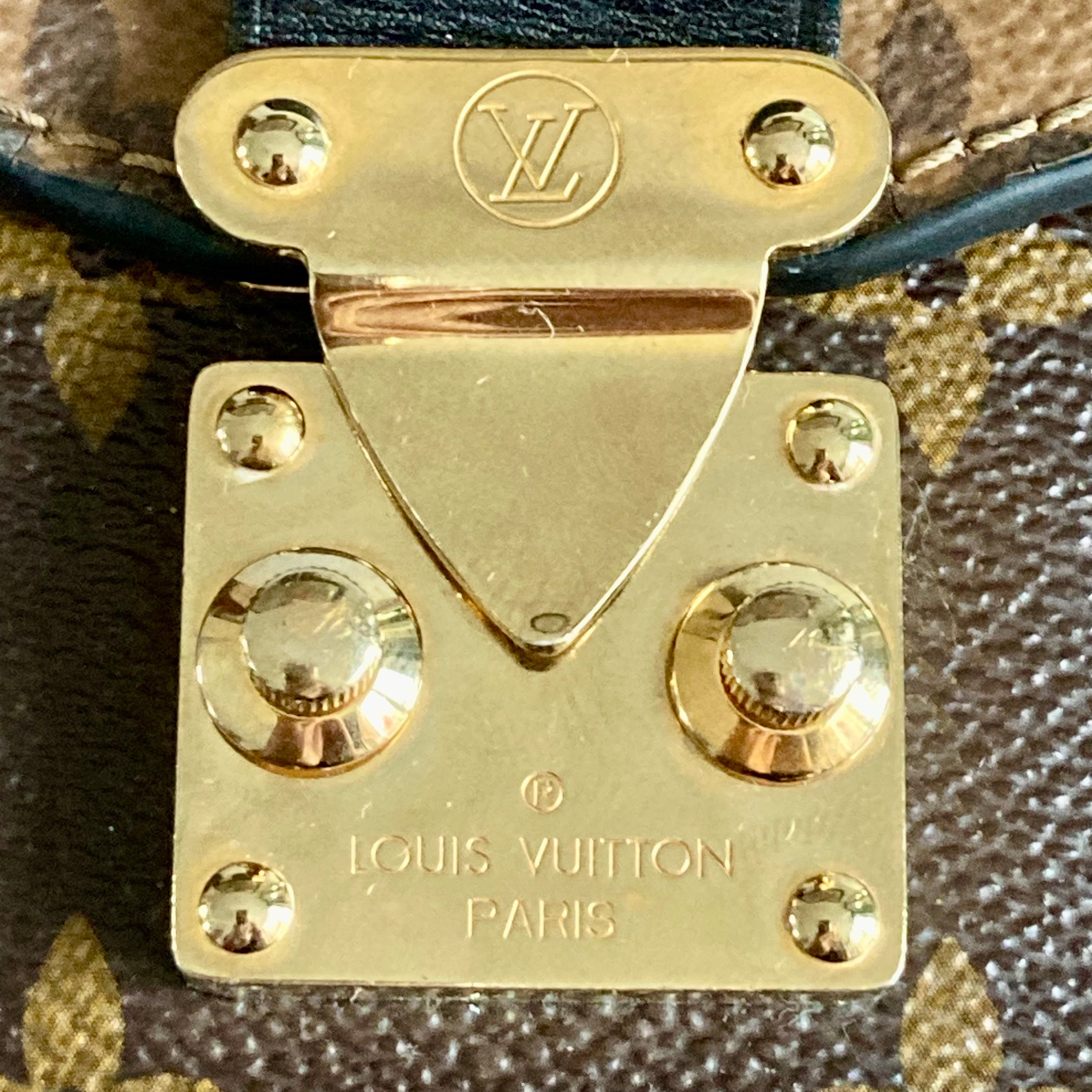 Louis Vuitton Classic Monogram Pochette Metis Monogram Reverse