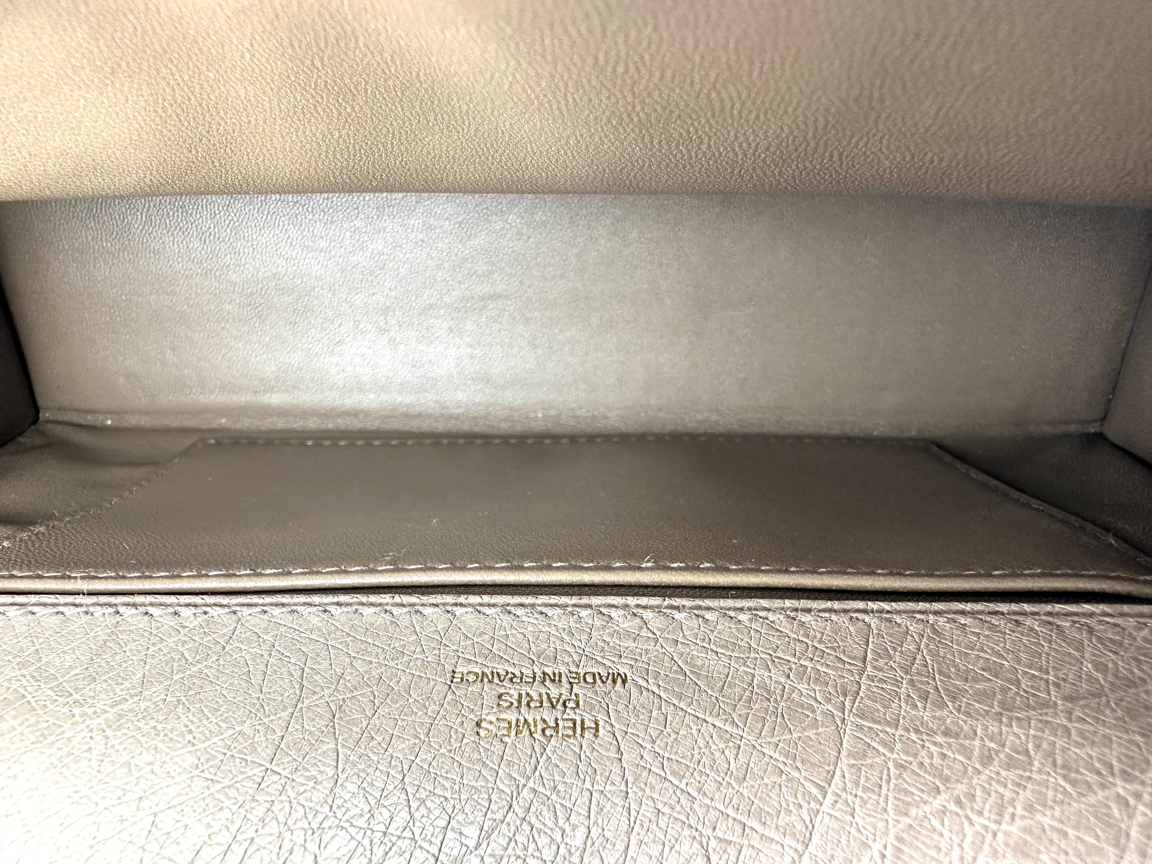 Hermès Kelly Pochette Gris Tourterelle Ostrich GHW