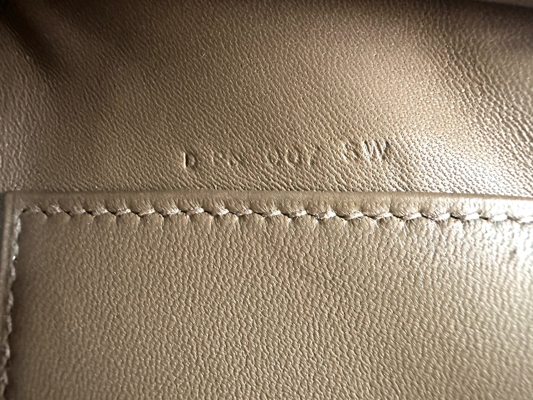 Hermès Kelly Pochette Gris Tourterelle Ostrich GHW