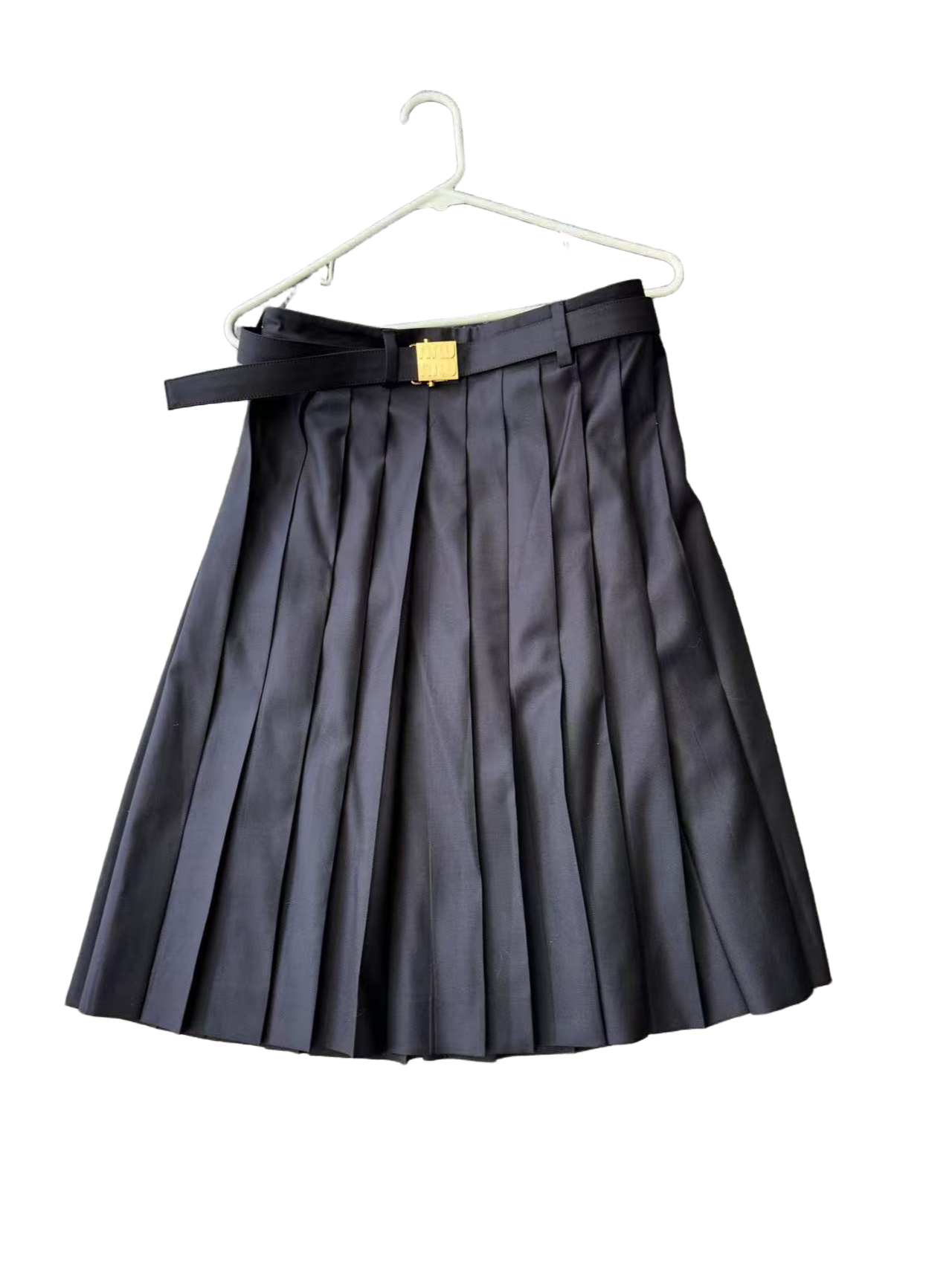 [eBay Live] Miu Miu Black Pleated Skirt With Adjustable Waist Belt & Gold Clasp Closure 36
