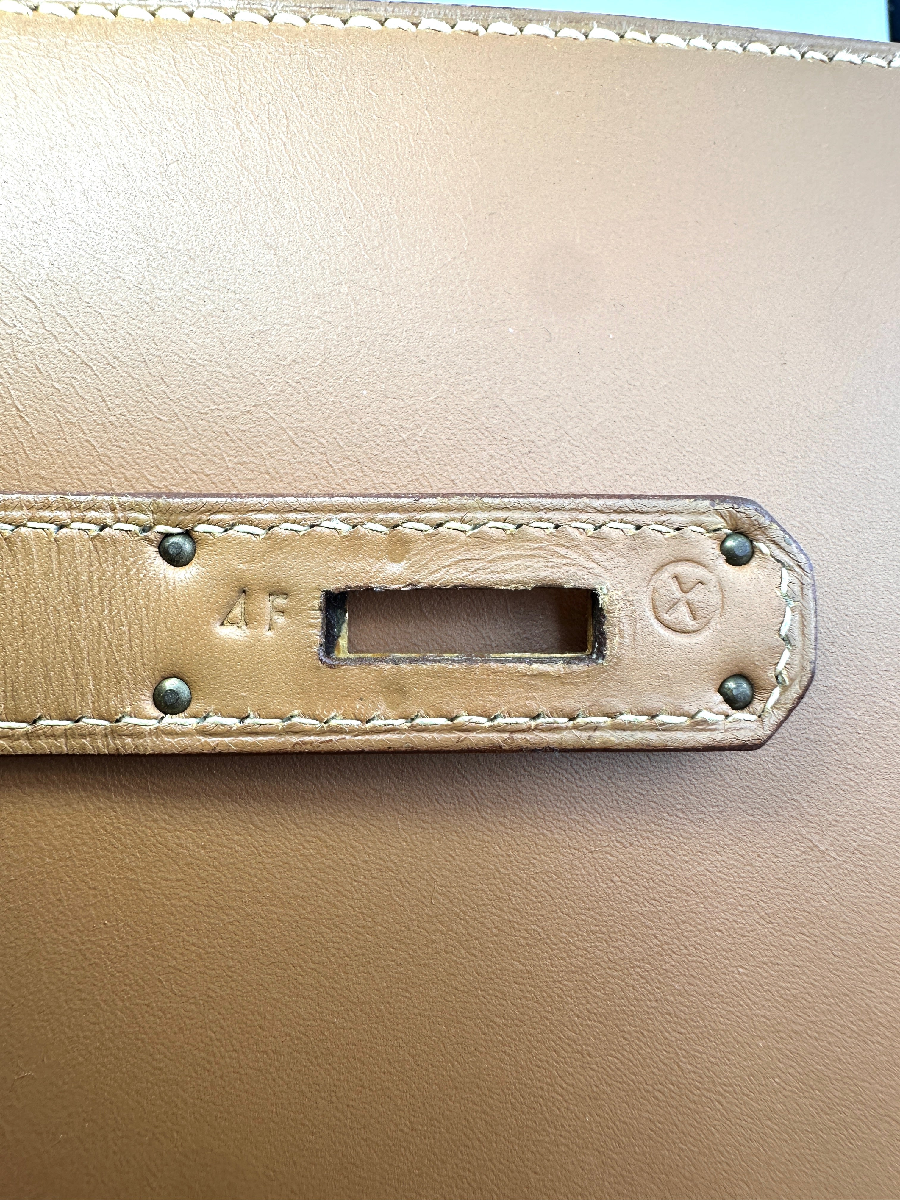Hermès Kelly 32 Sellier Gold Box Calfskin GHW