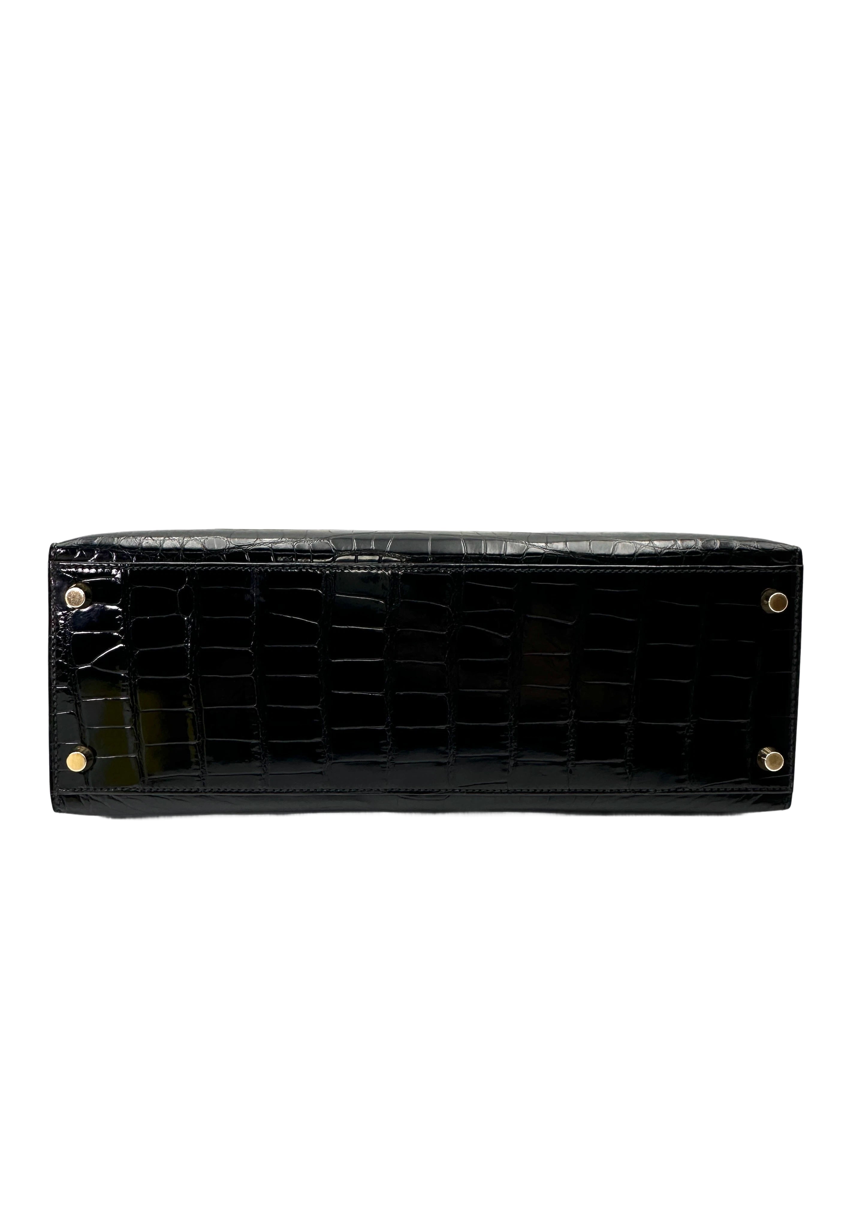 Hermès Kelly 32 Retourne Noir Shiny Alligator Leather GHW